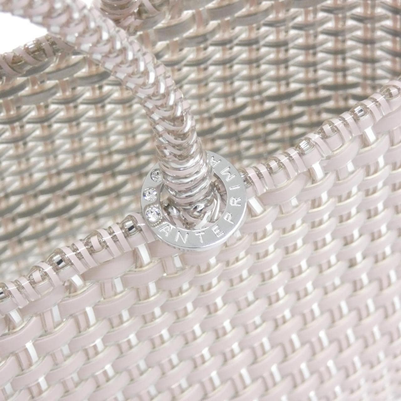 アンテプリマ イントレッチオモード PB22F070DG バッグ