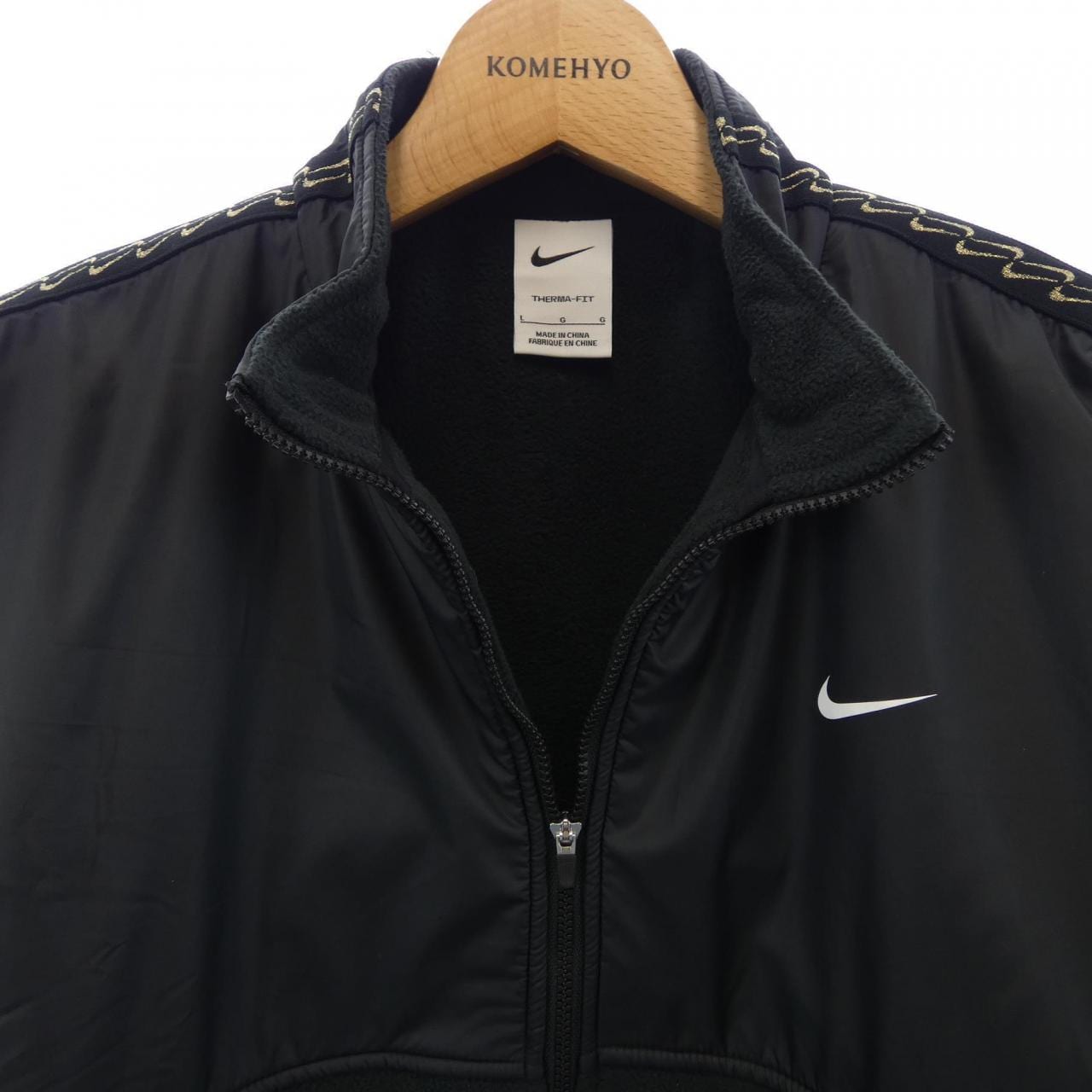 ナイキ NIKE ブルゾン