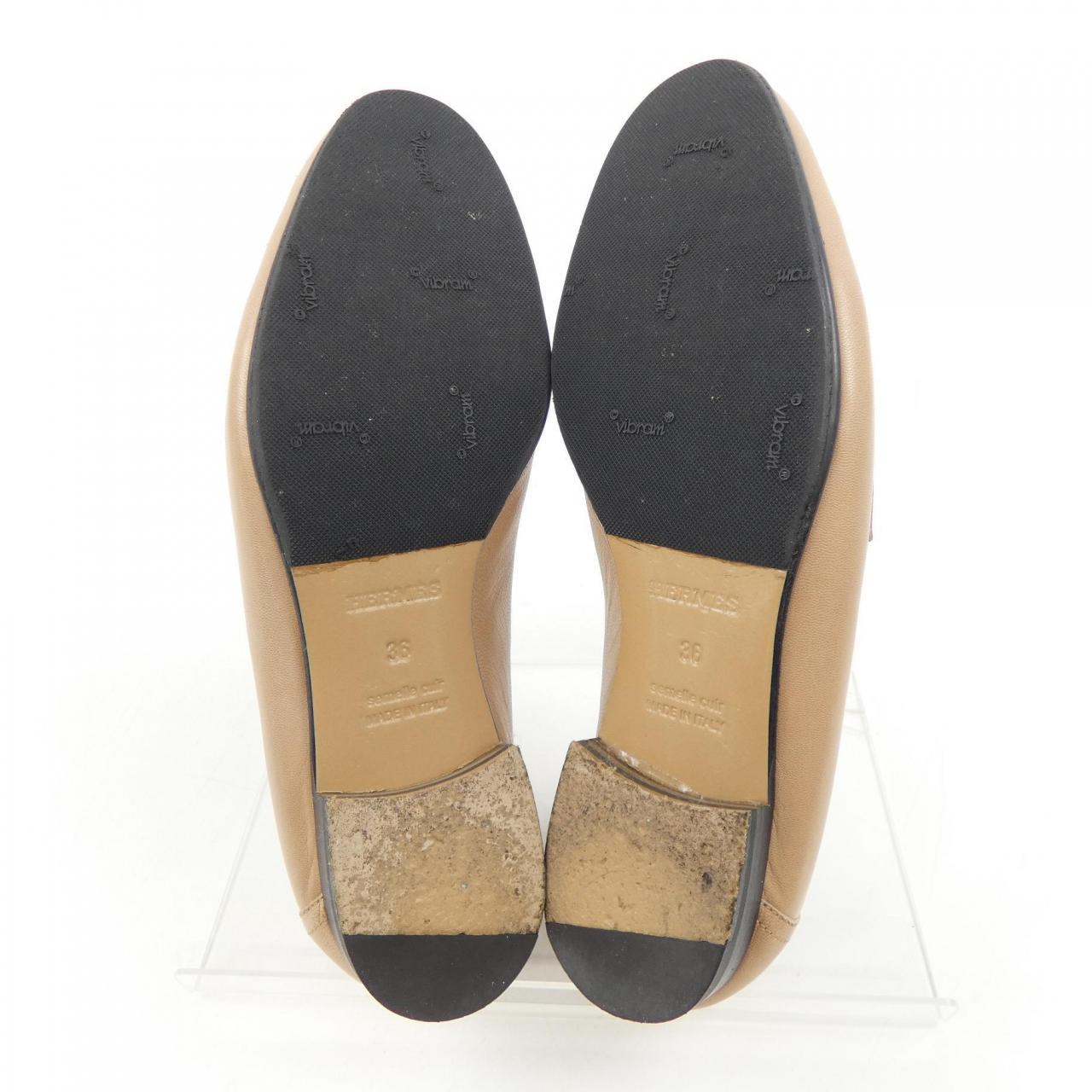 エルメス HERMES ロワイヤル　ROYAL 211229Z シューズ