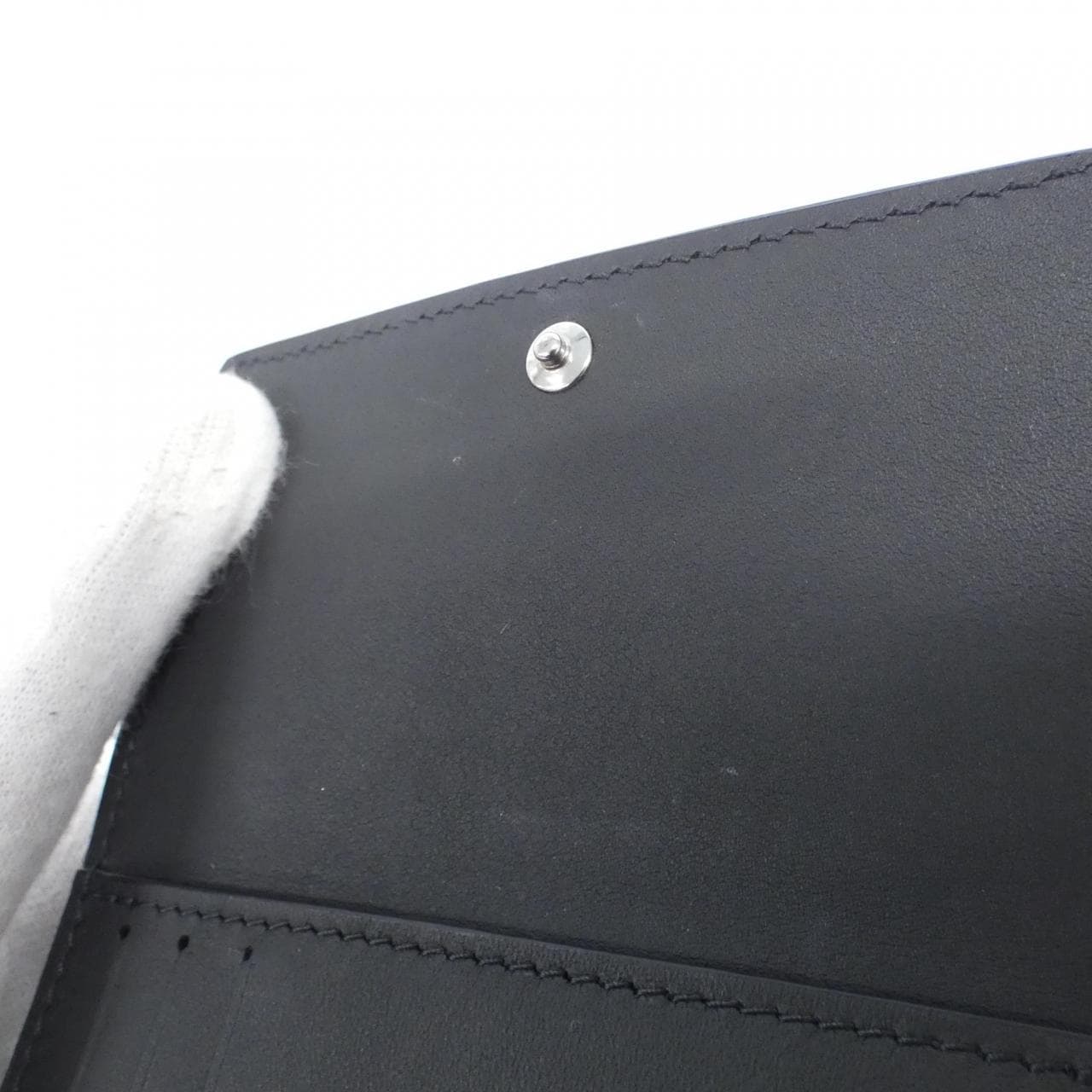 ルイヴィトン トリヨン モノグラム ポルトフォイユ パイロット M82556 財布