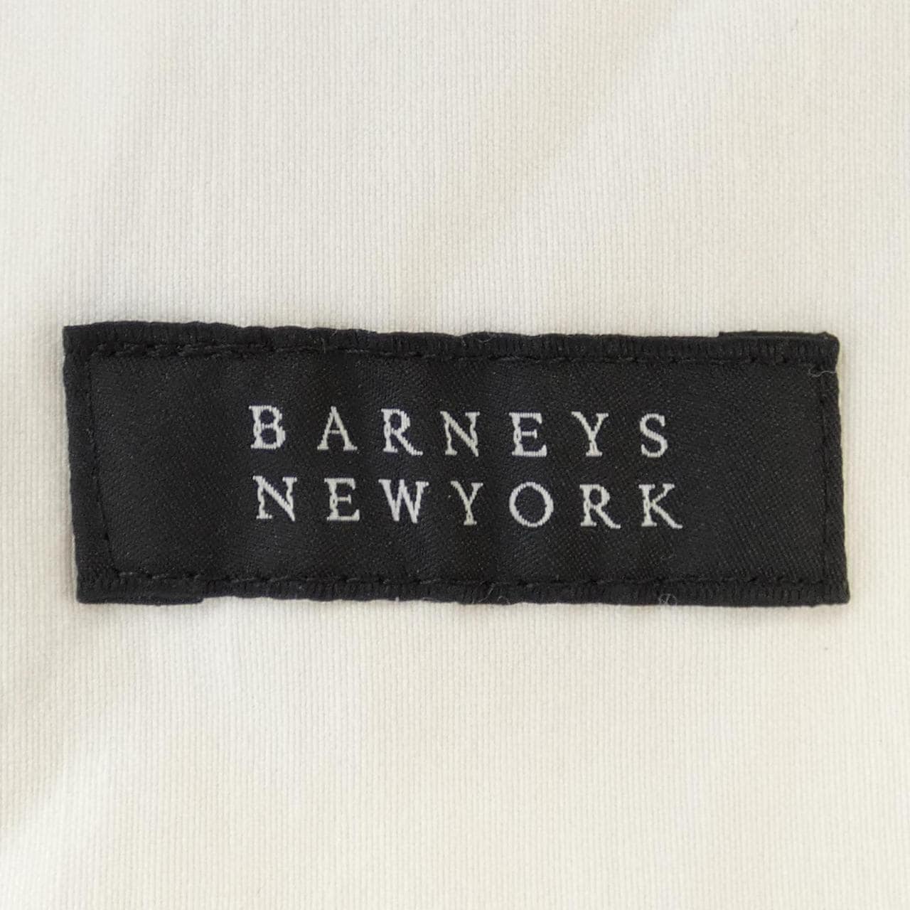 バーニーズニューヨーク BARNEYS NEW YORK パンツ