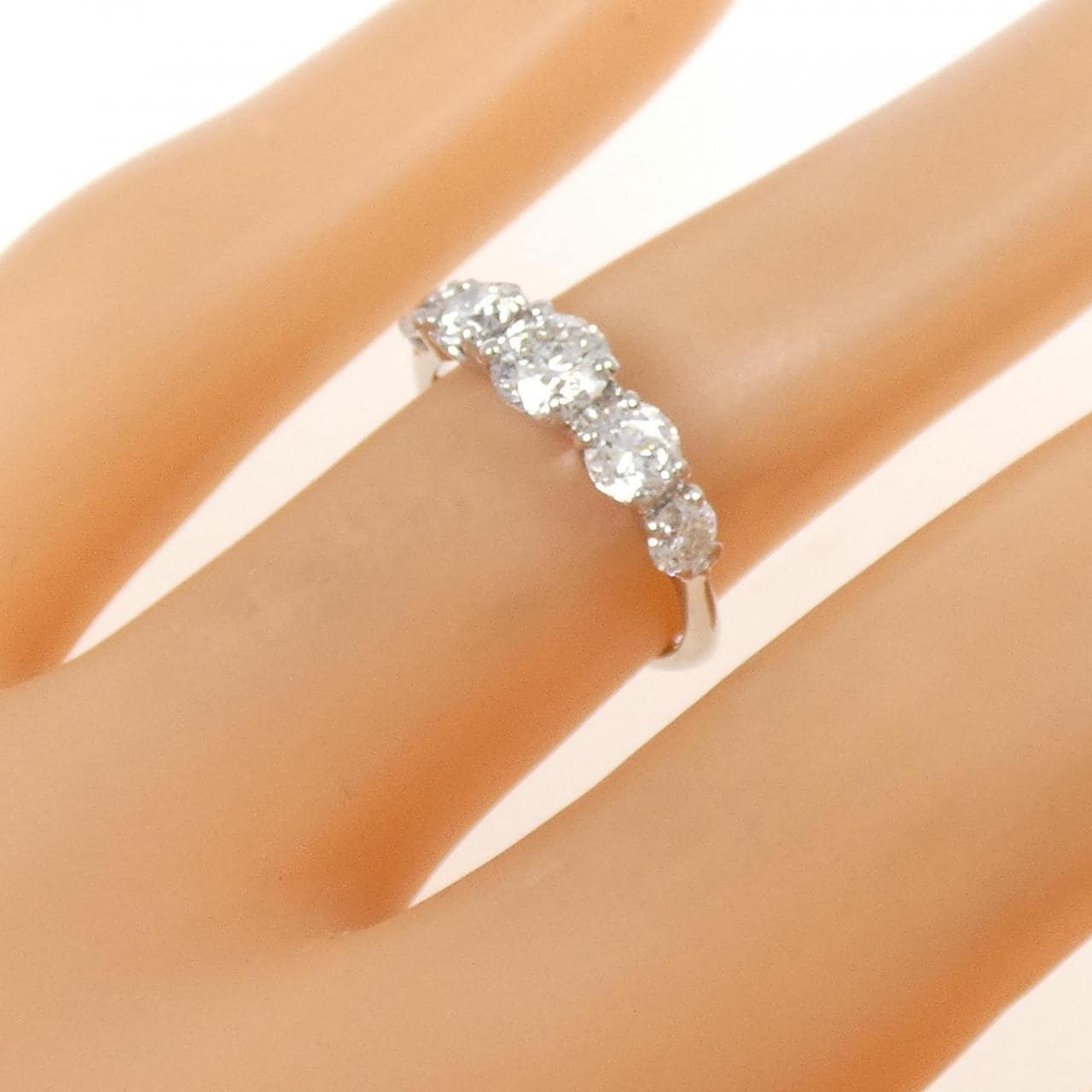 PT900 ダイヤモンド リング 1.00CT