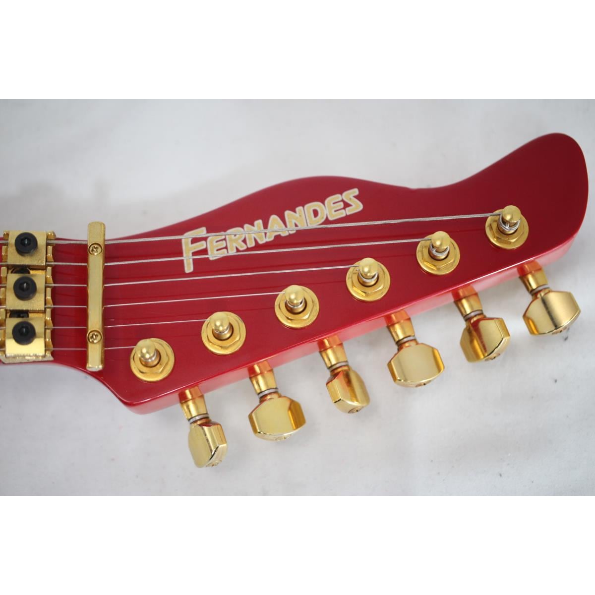 ＦＥＲＮＡＮＤＥＳ　ＬＡ－ＣＵＳＴＯＭ　ＫＫ