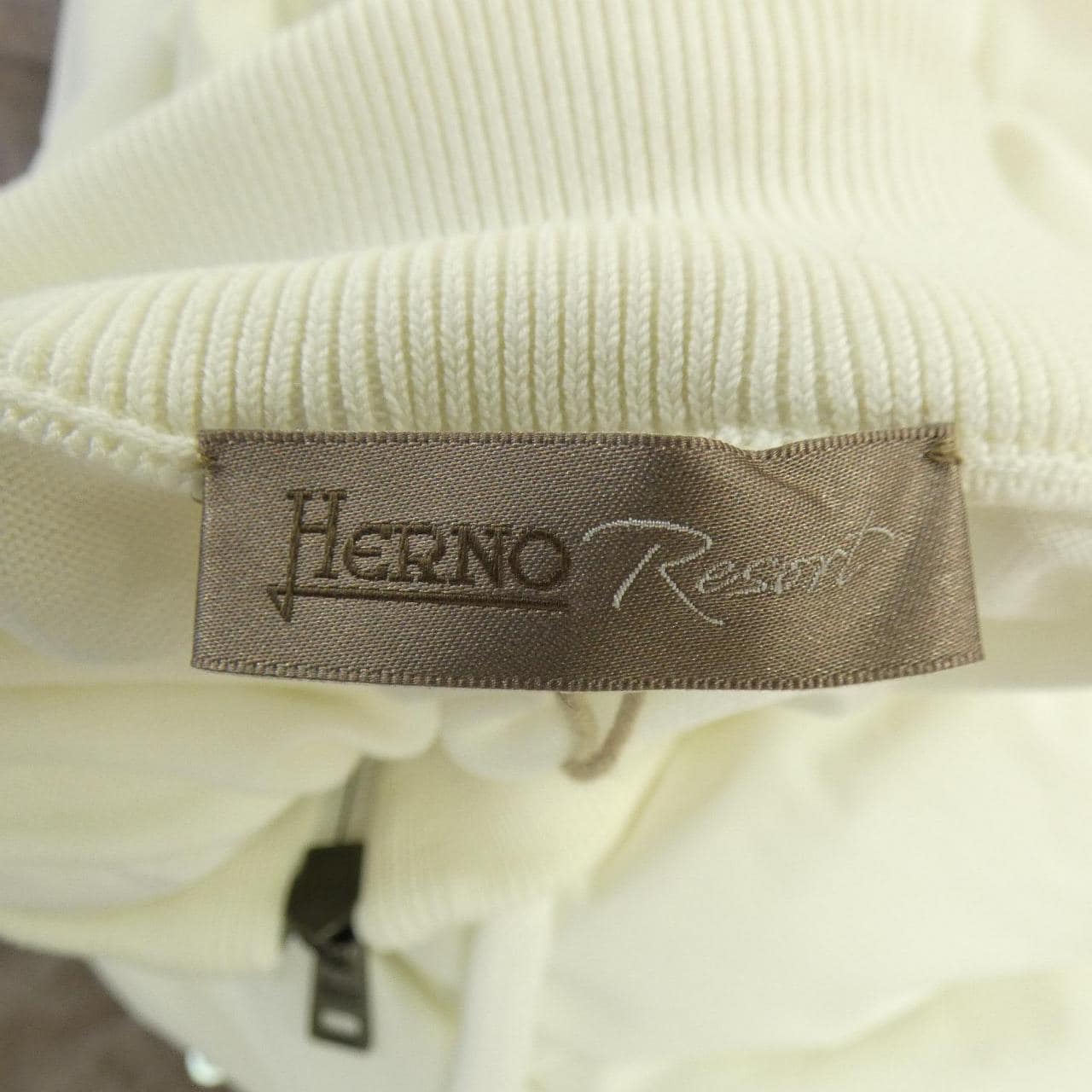 ヘルノ Herno ブルゾン