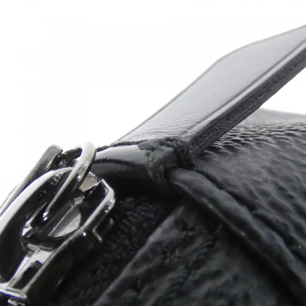 ルイヴィトン モノグラム エクリプス トゥルース トワレ PM M46577 ポーチ