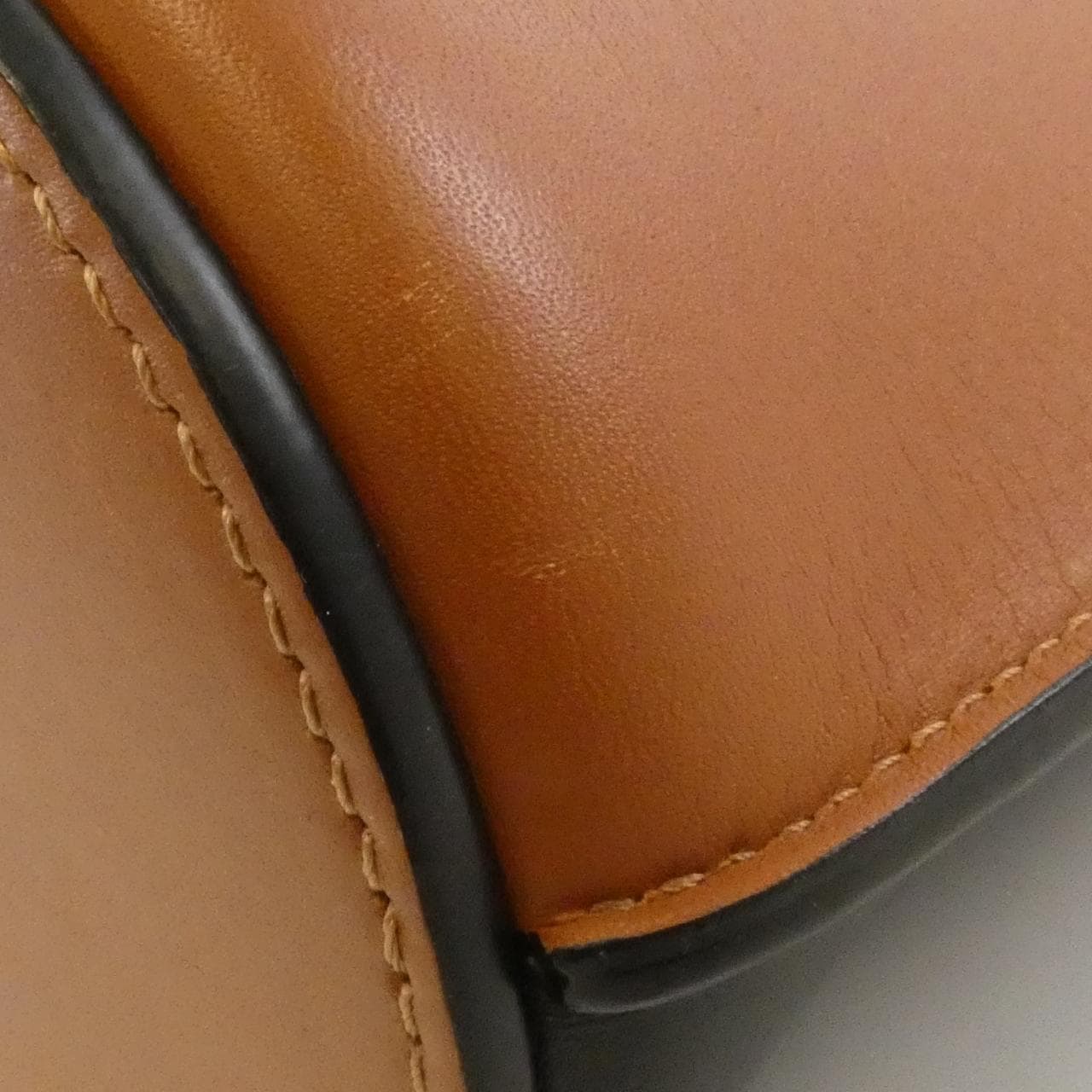 ロエベ アナグラム ゲート バスケット 309 22BZ57 ショルダーバッグ