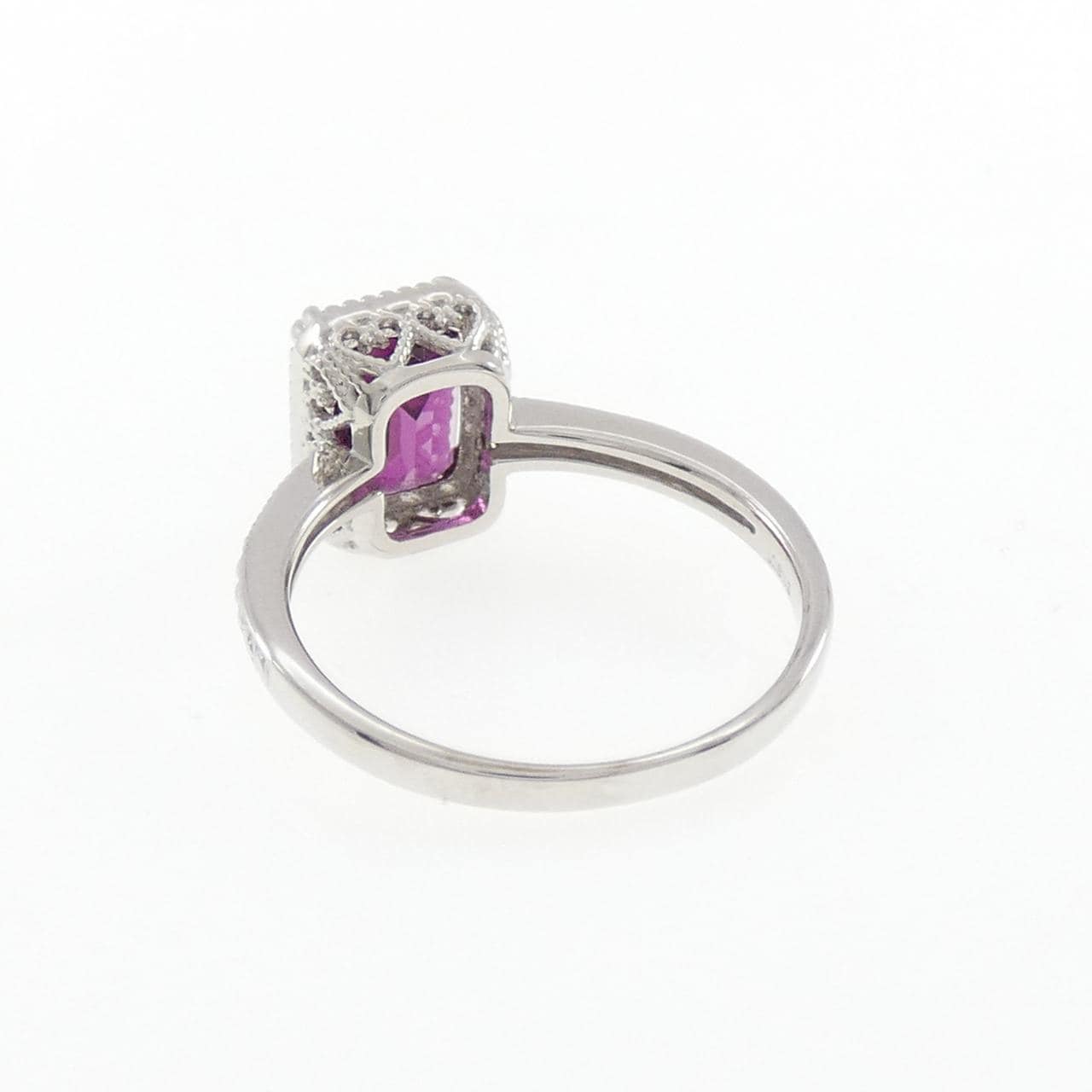 K18WG ガーネット リング 1.50CT