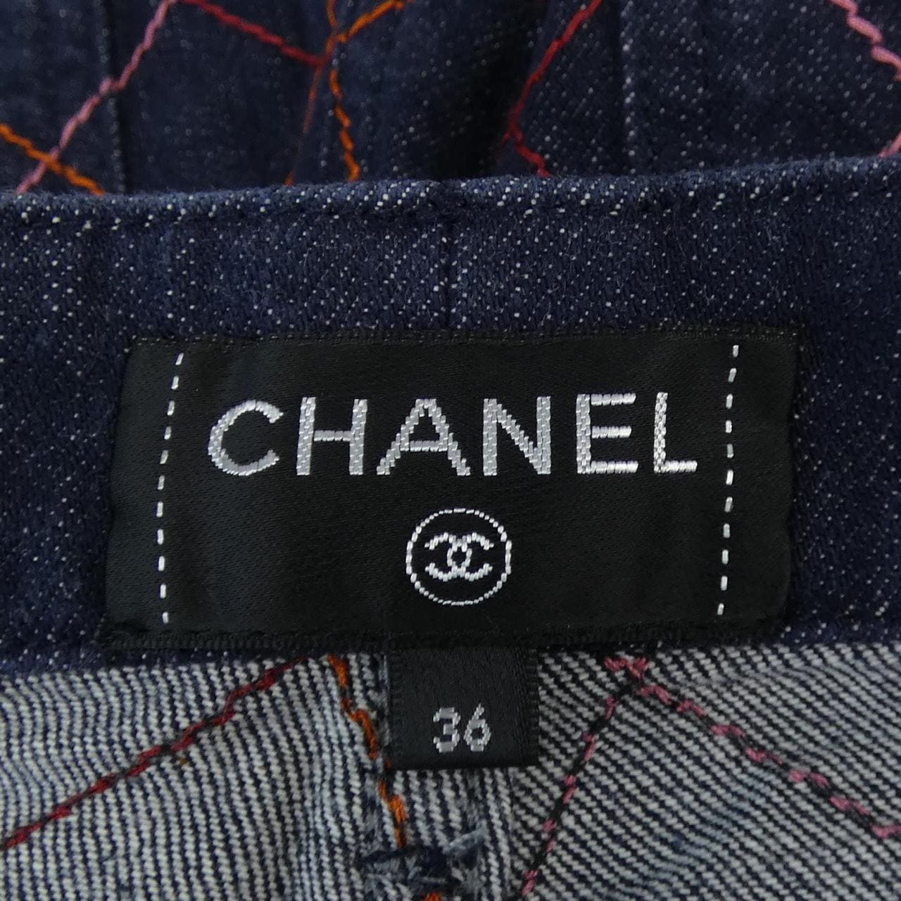 シャネル CHANEL P56769V43106 ジーンズ