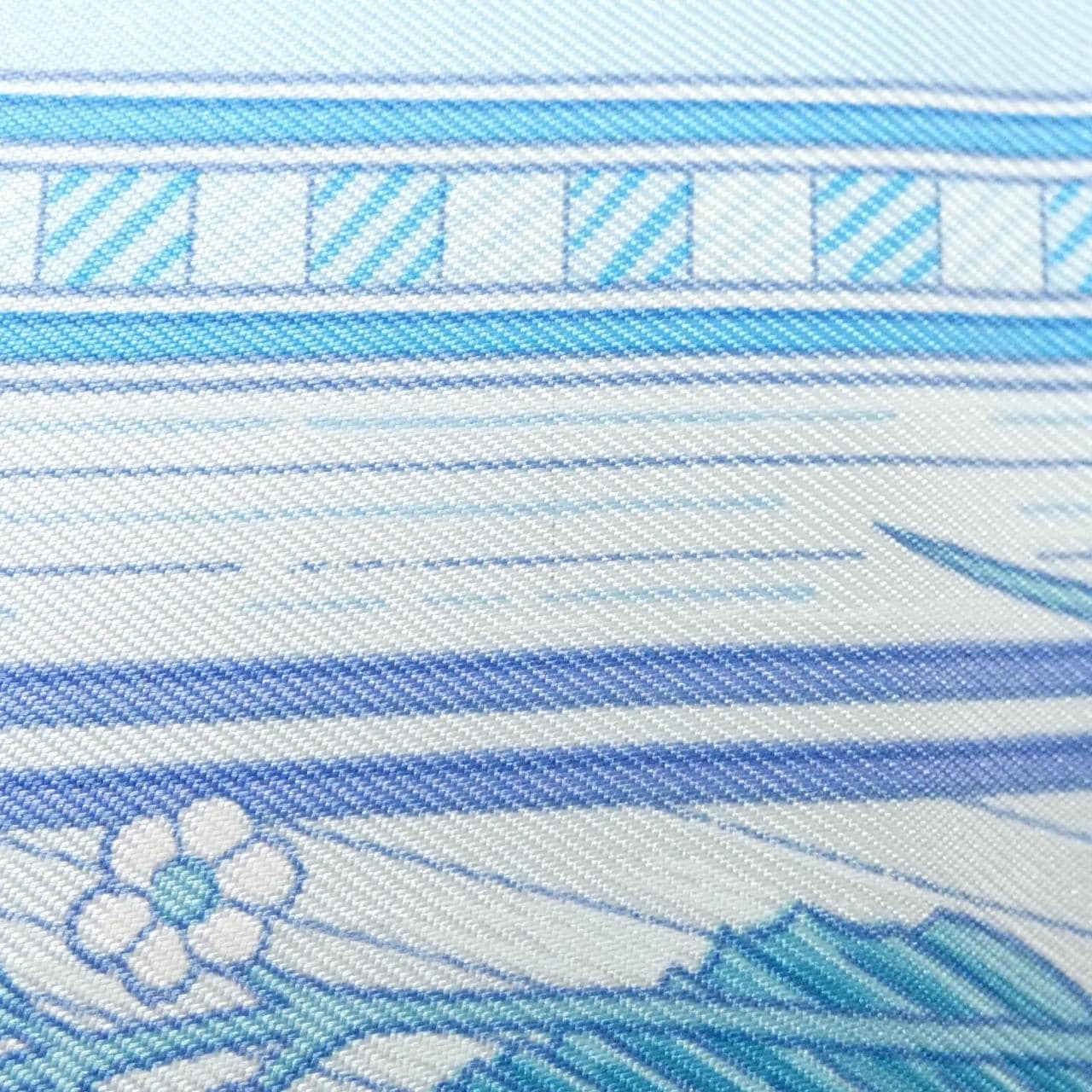 エルメス JEUX DE PAILLE カレ スカーフ