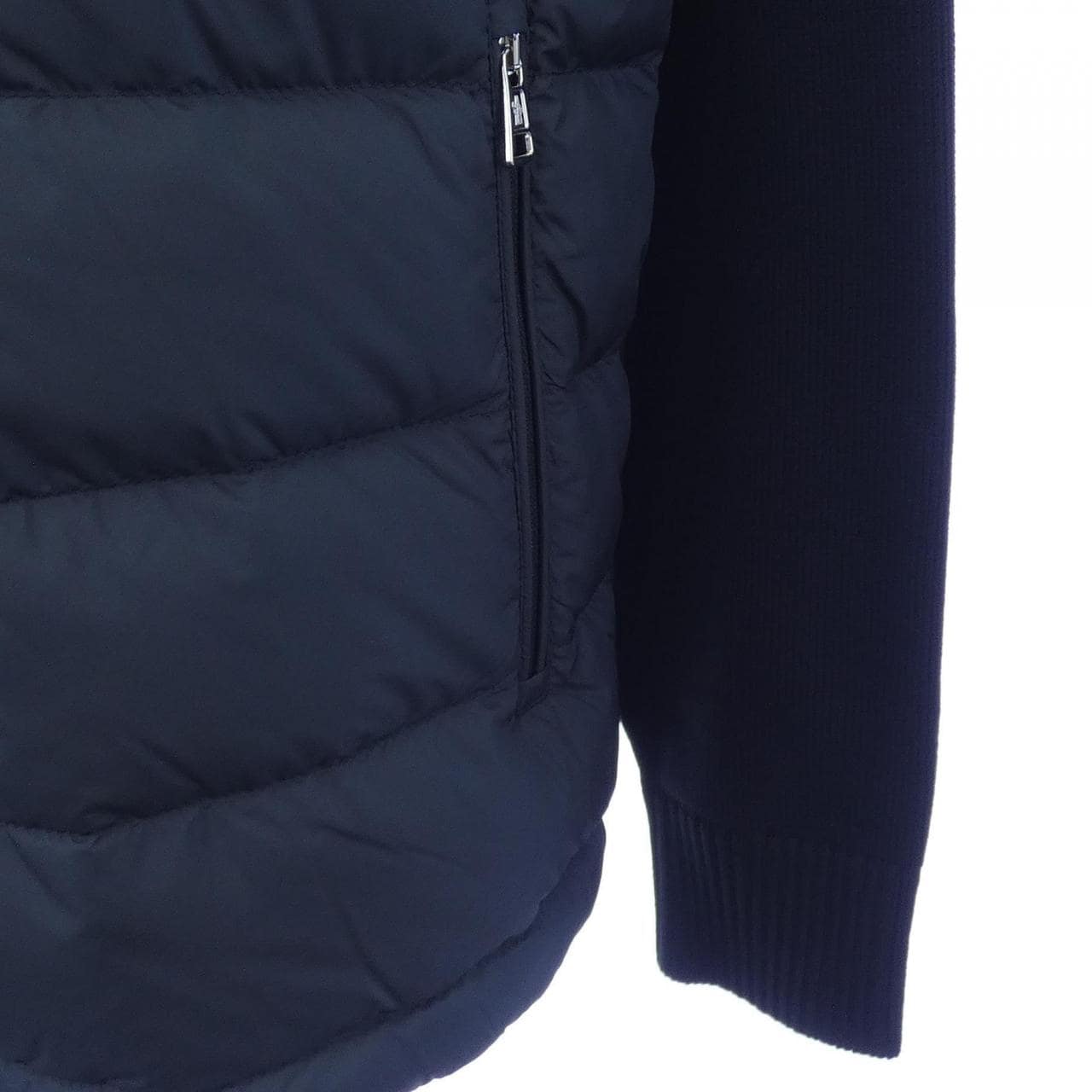 【新品】モンクレール MONCLER K20919B00003 ダウンジャケット