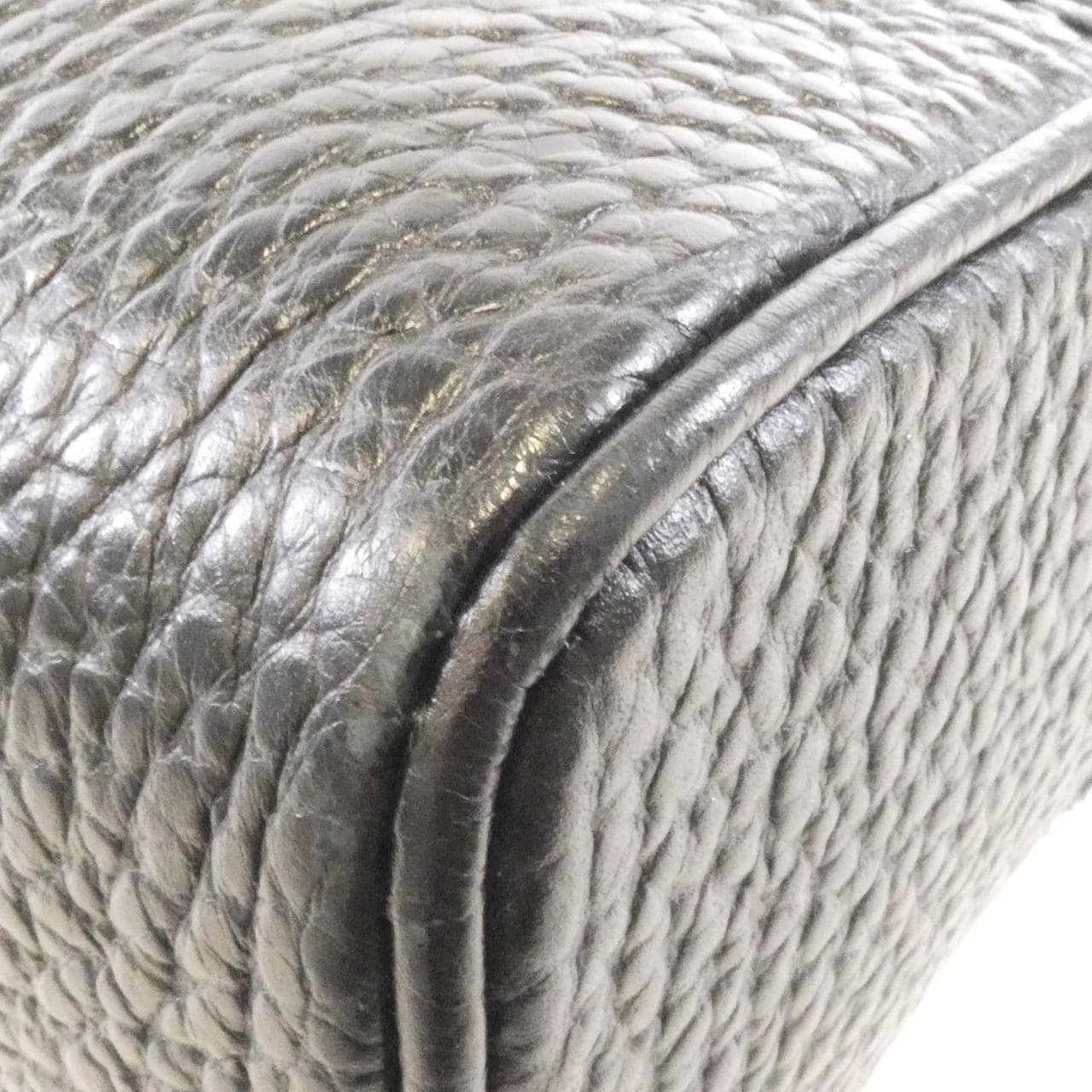 ルイヴィトン カバ ウィスラー レザー M95247 バッグ