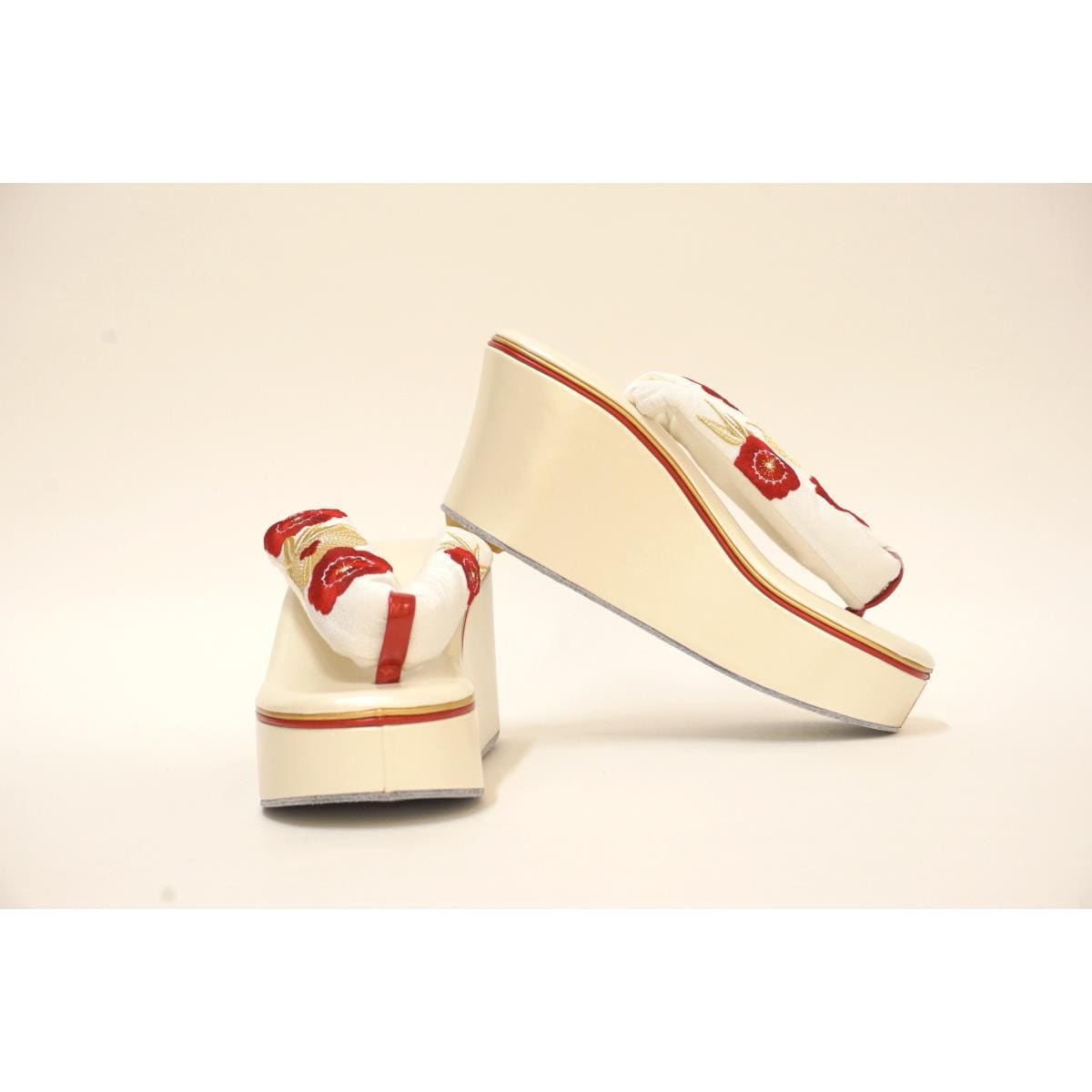 【新品】女草履　松竹梅　Ｆサイズ