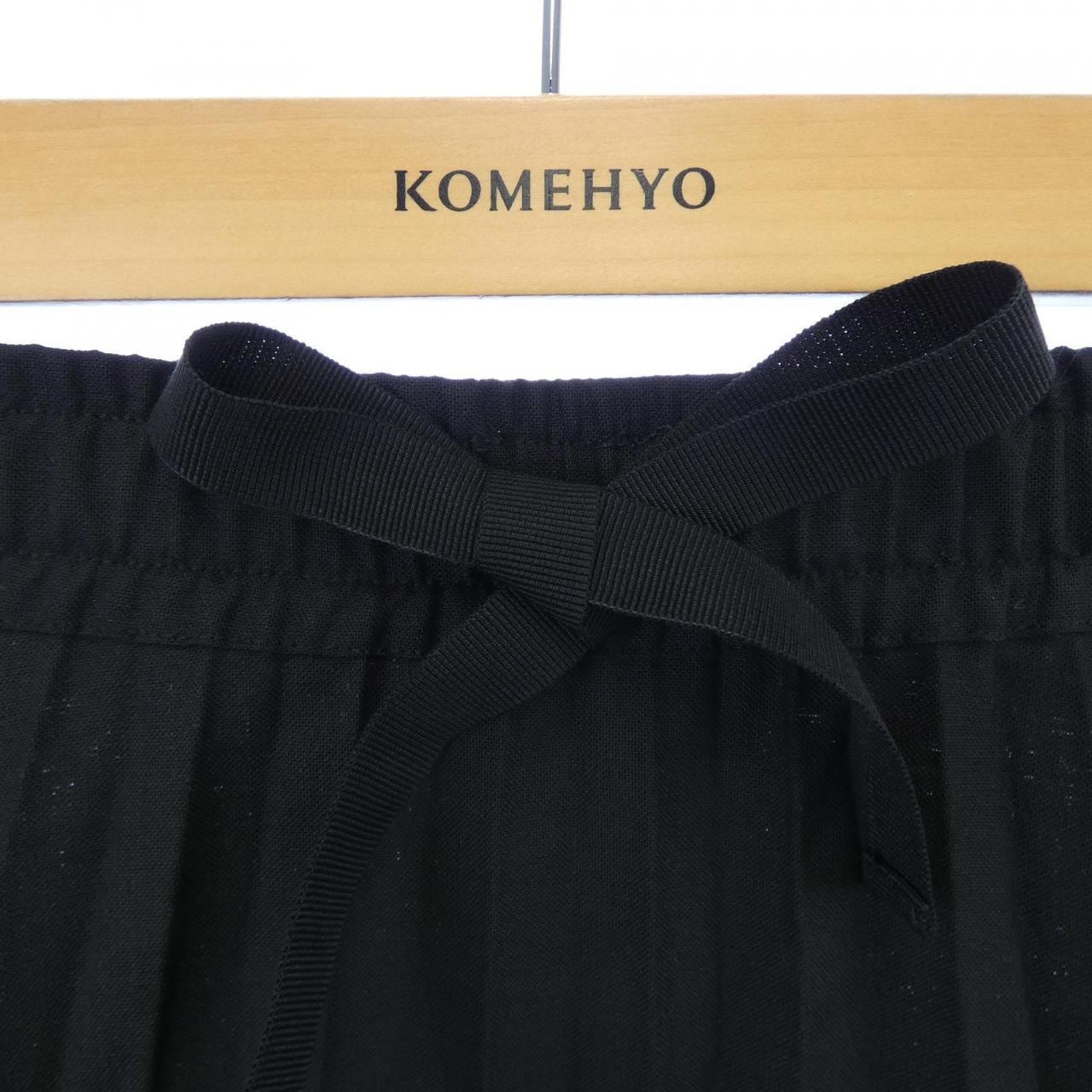 セミクチュール Semicouture スカート