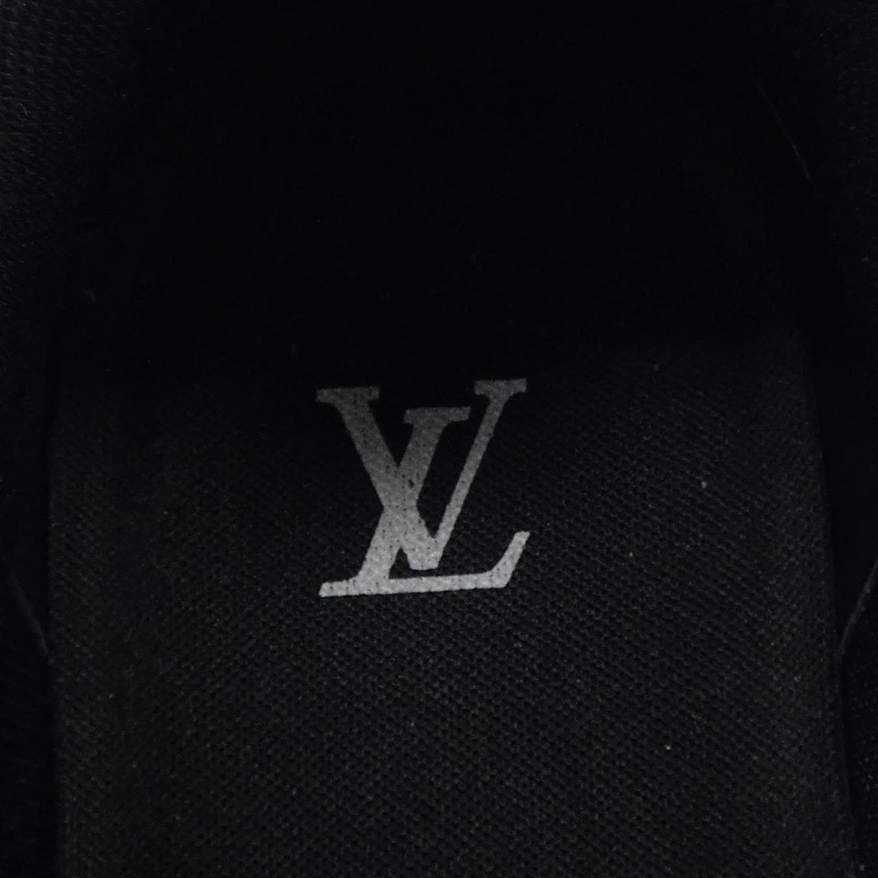 ルイヴィトン LOUIS VUITTON LVトレイナーライン スニーカー