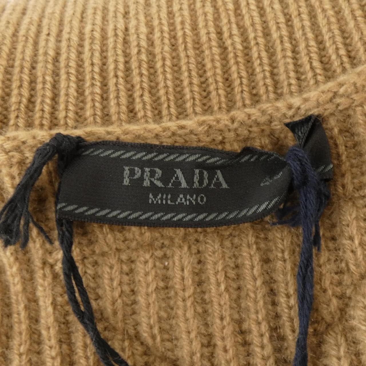 プラダ PRADA トライアングルロゴ UMG318 SOOO 14G5 ニット