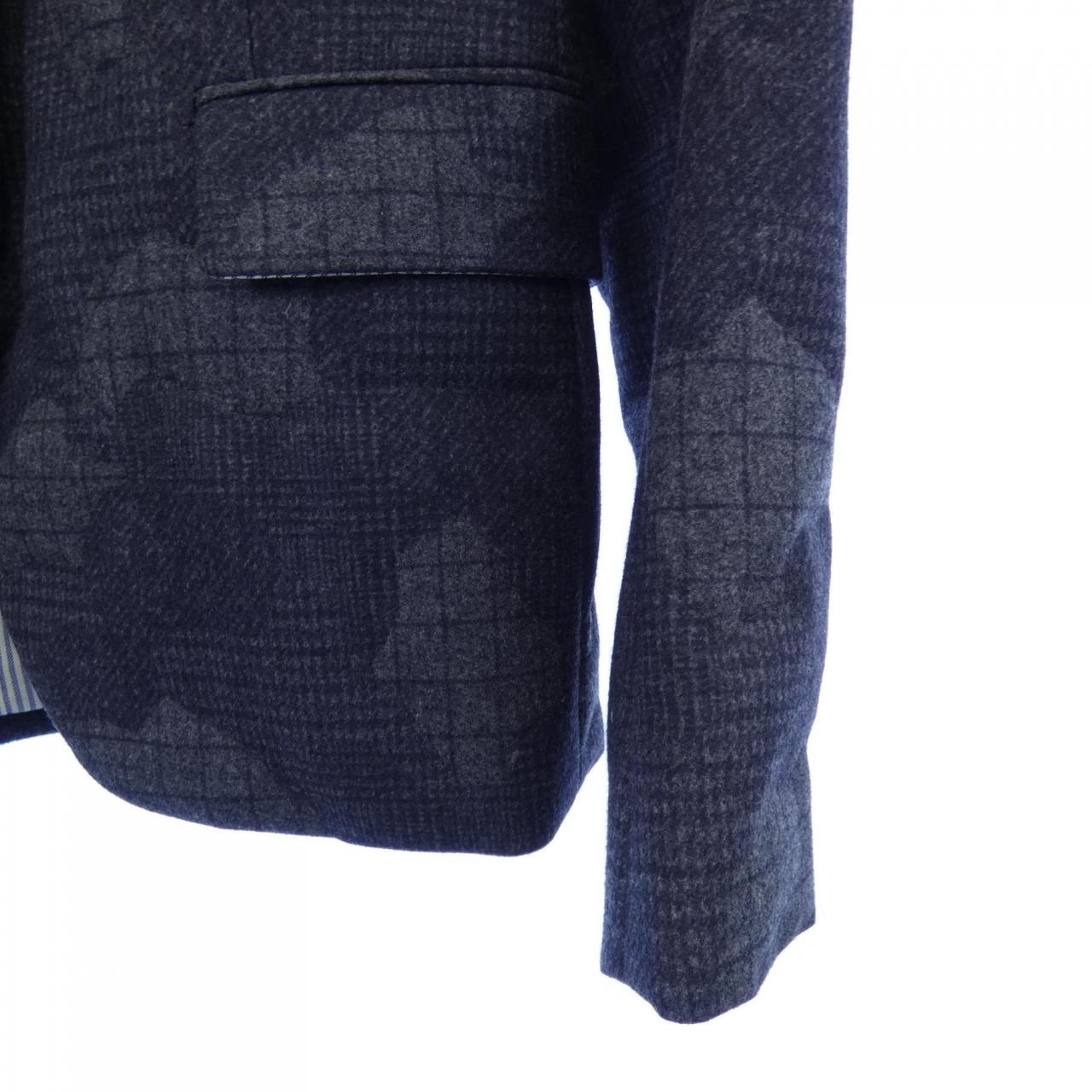 モンクレールガムブルー MONCLER GAMMEBLEU ダウンジャケット