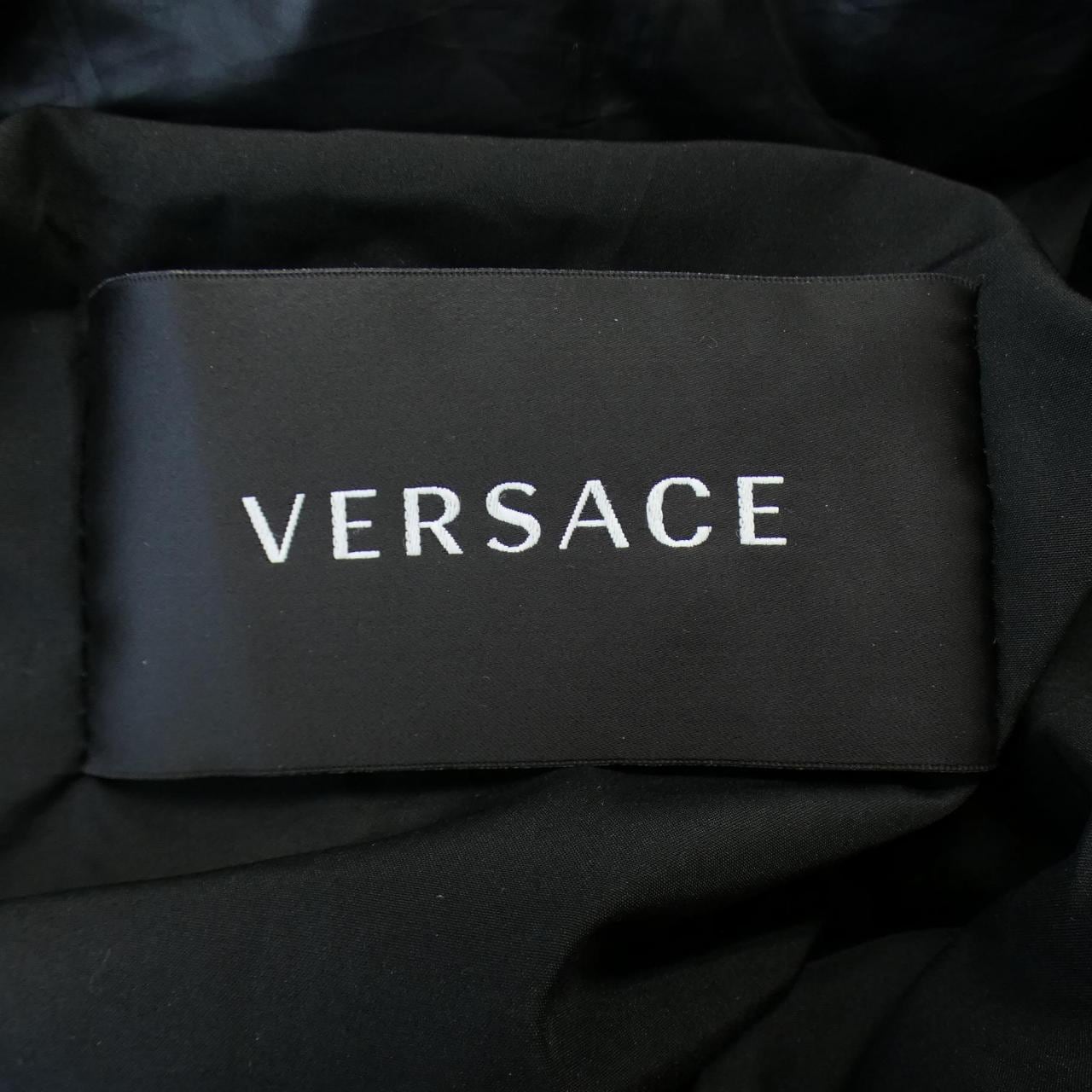 ヴェルサーチ VERSACE ダウンコート