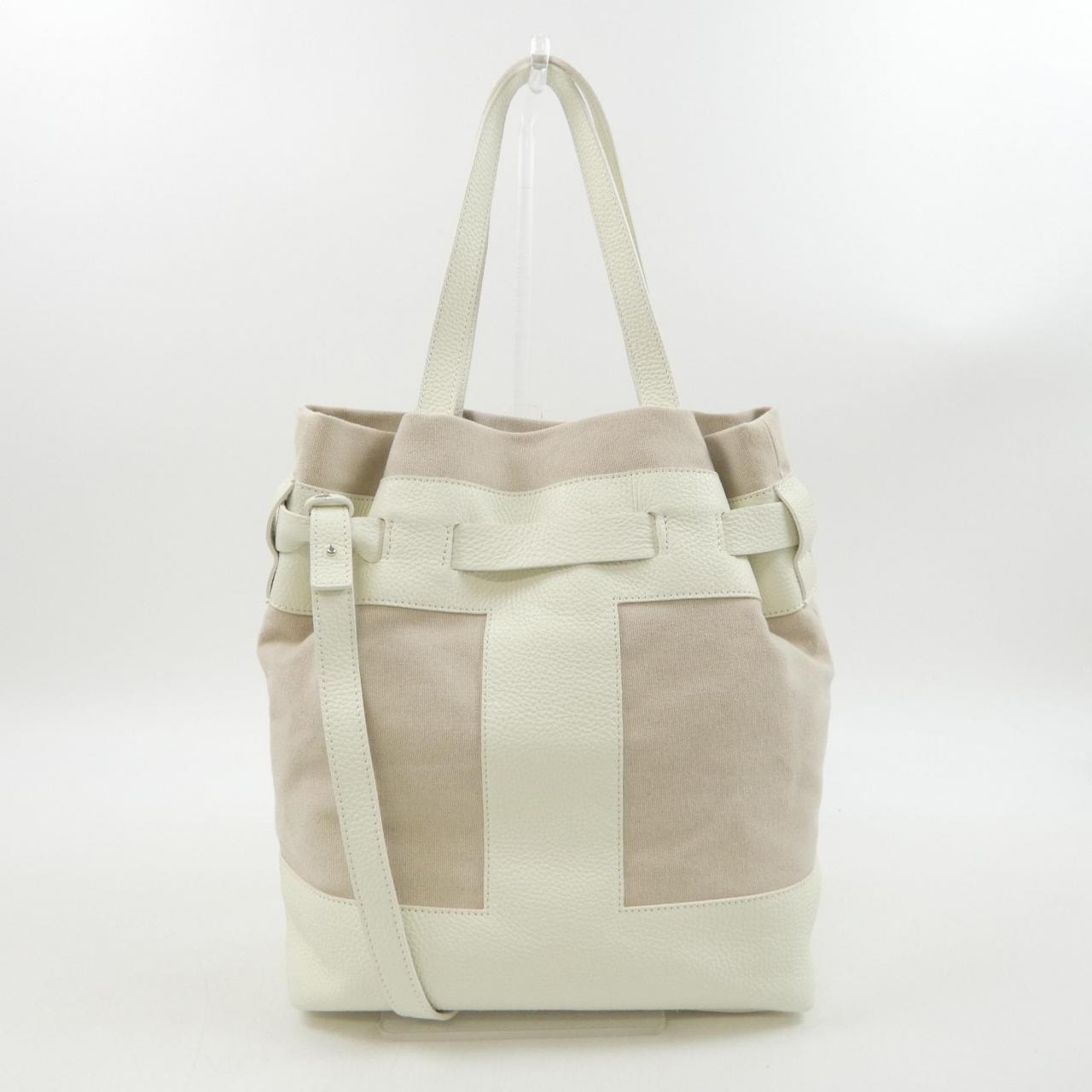 イアクッチ IACUCCI BAG