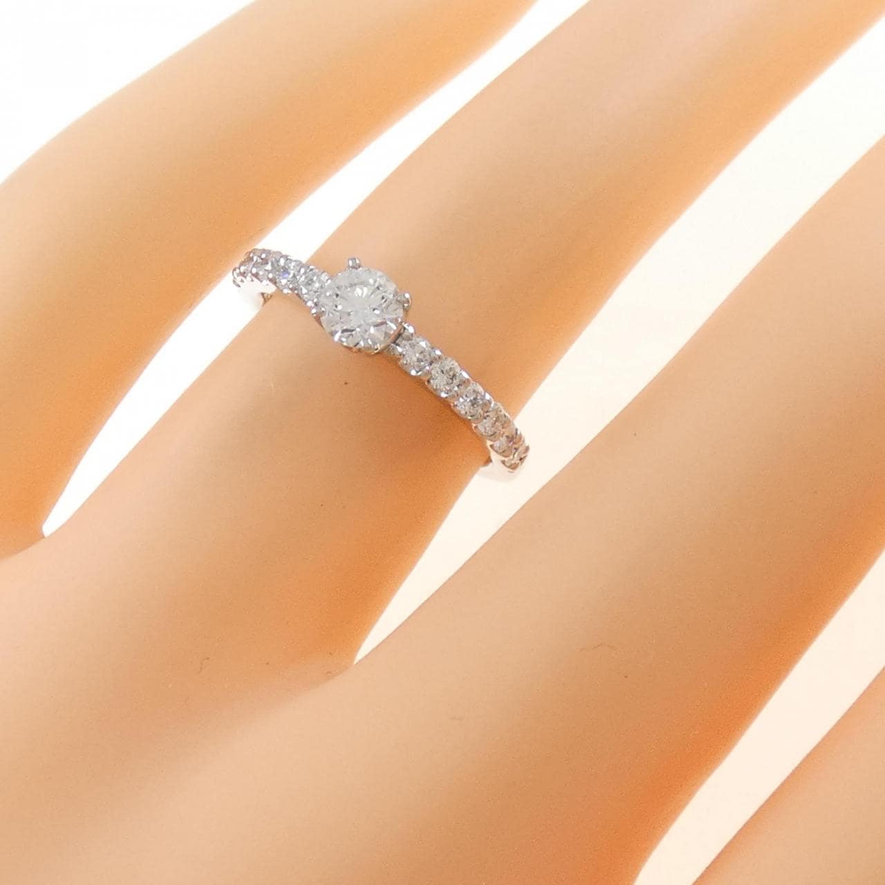 PT900 Diamond Ring 0.277CT F VVS2 EXT