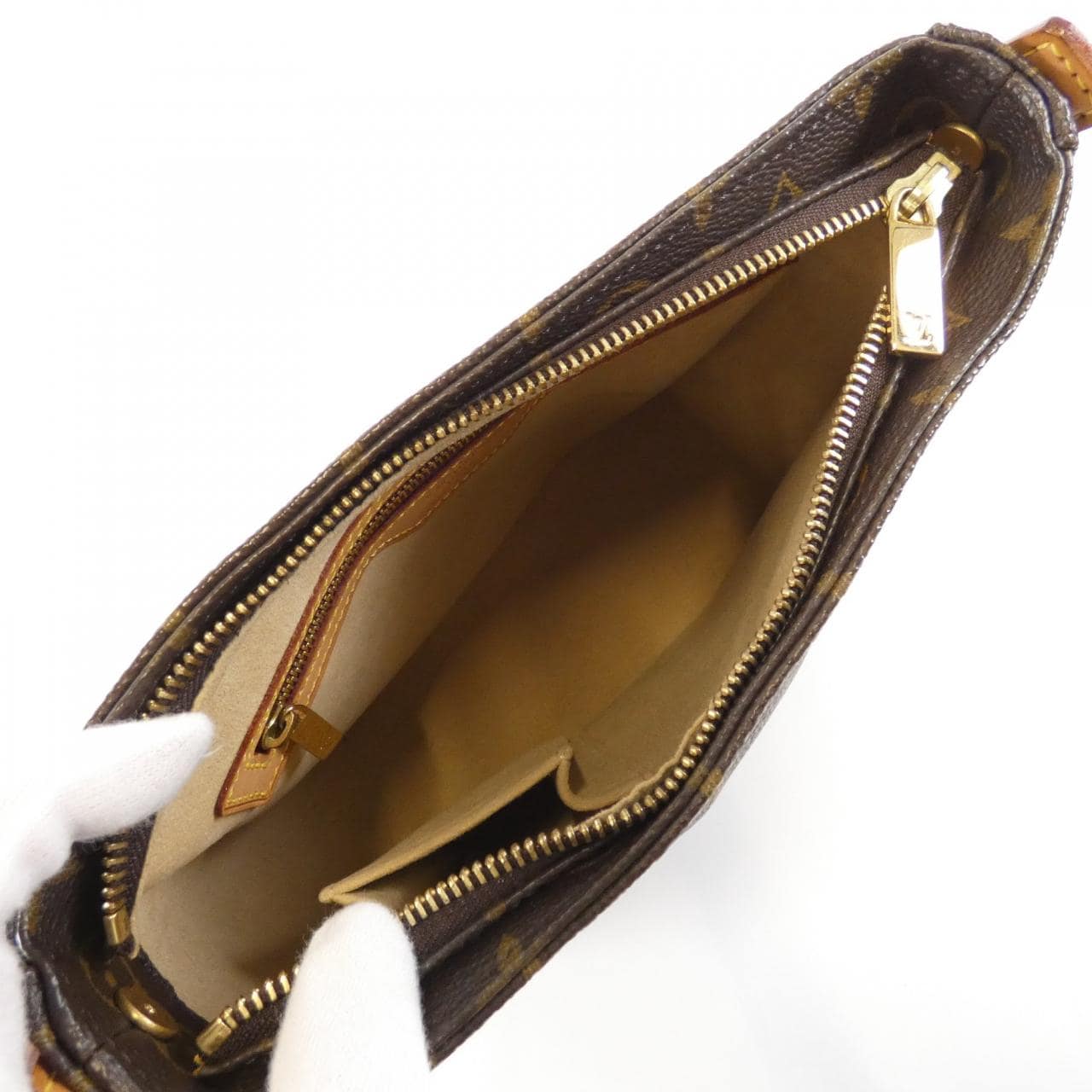 LOUIS VUITTON Monogram Looping MM M51146 Shoulder Bag