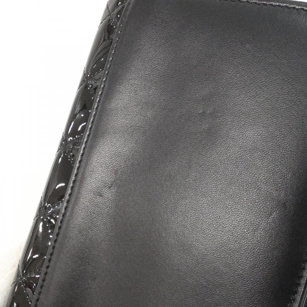シャネル チェーンウォレット
