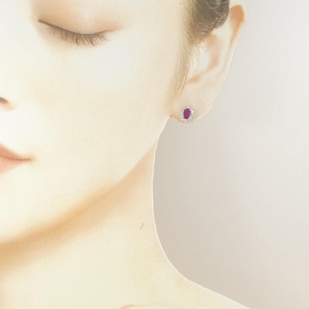 PT900 ルビー ピアス 0.70CT