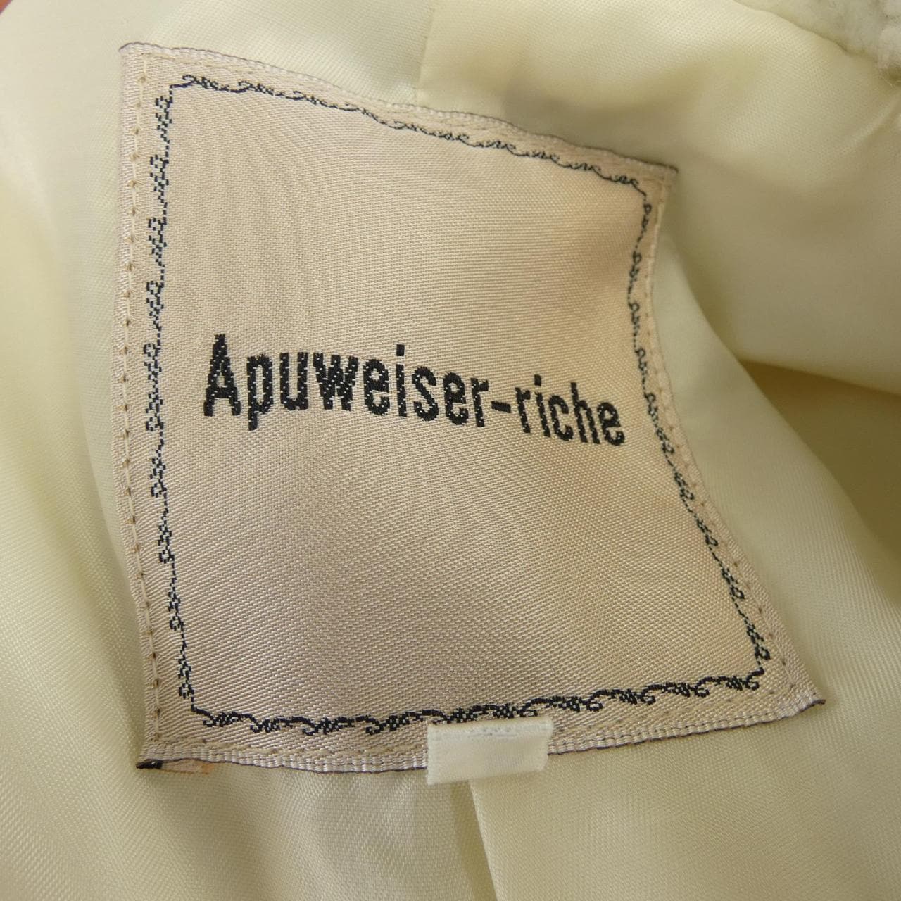 アプワイザーリッシェ Apuweiser-riche コート
