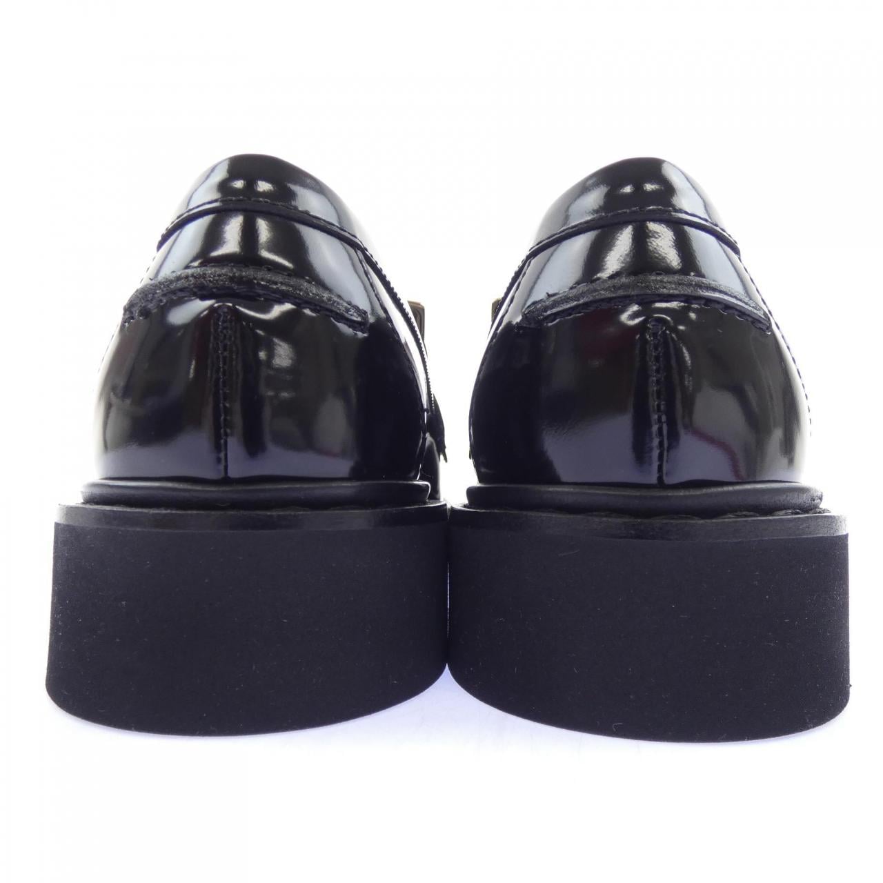 ロジェヴィヴィエ ROGER VIVIER ヴィヴ レンジャー メタル バックル シューズ