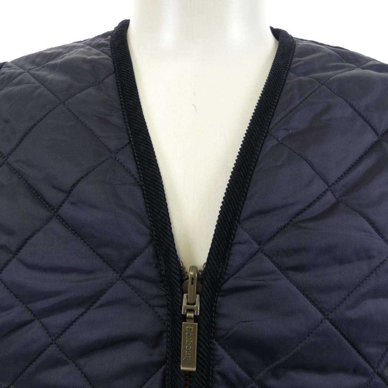 バブアー BARBOUR 1302147 ベスト