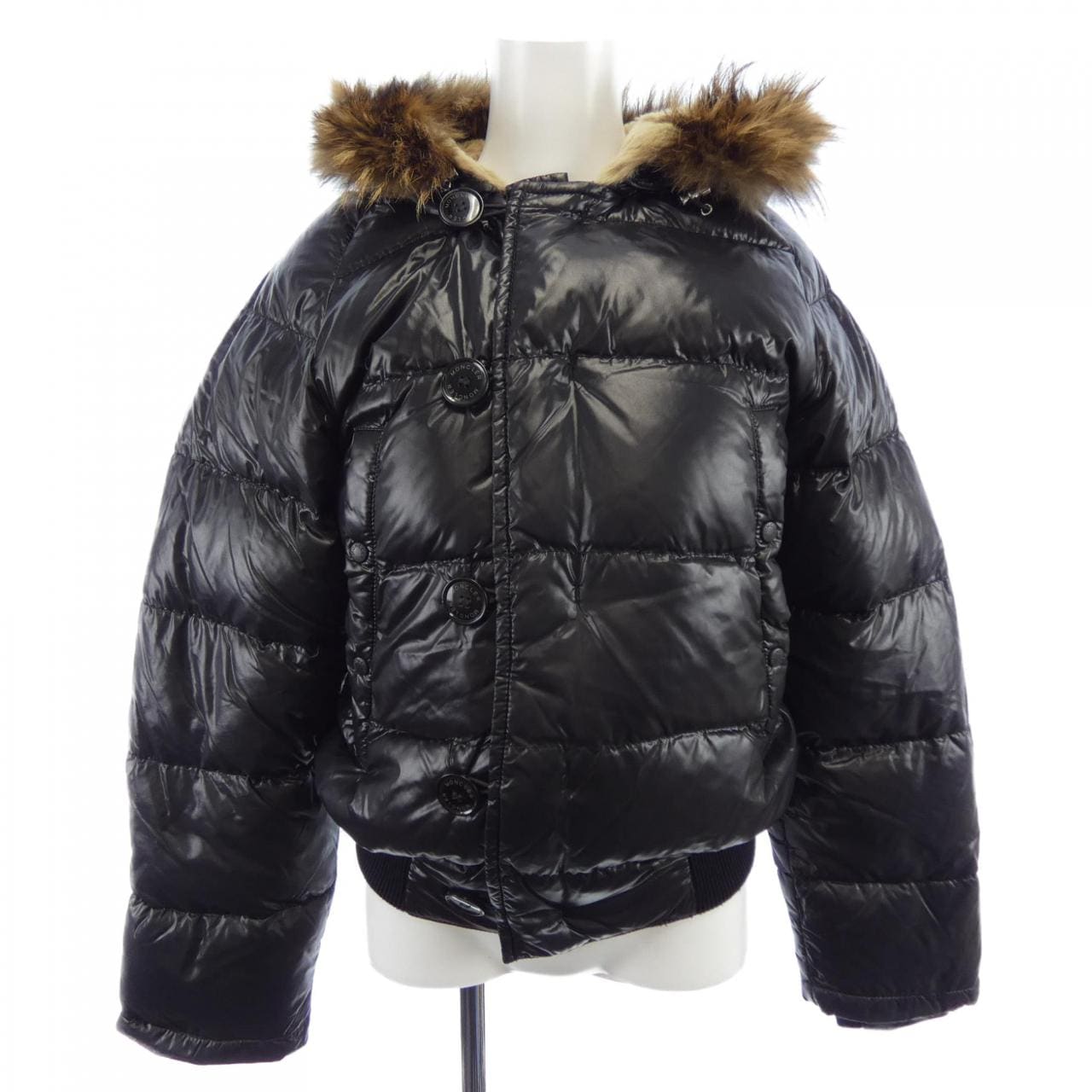 モンクレール MONCLER 41323/91 ダウンジャケット