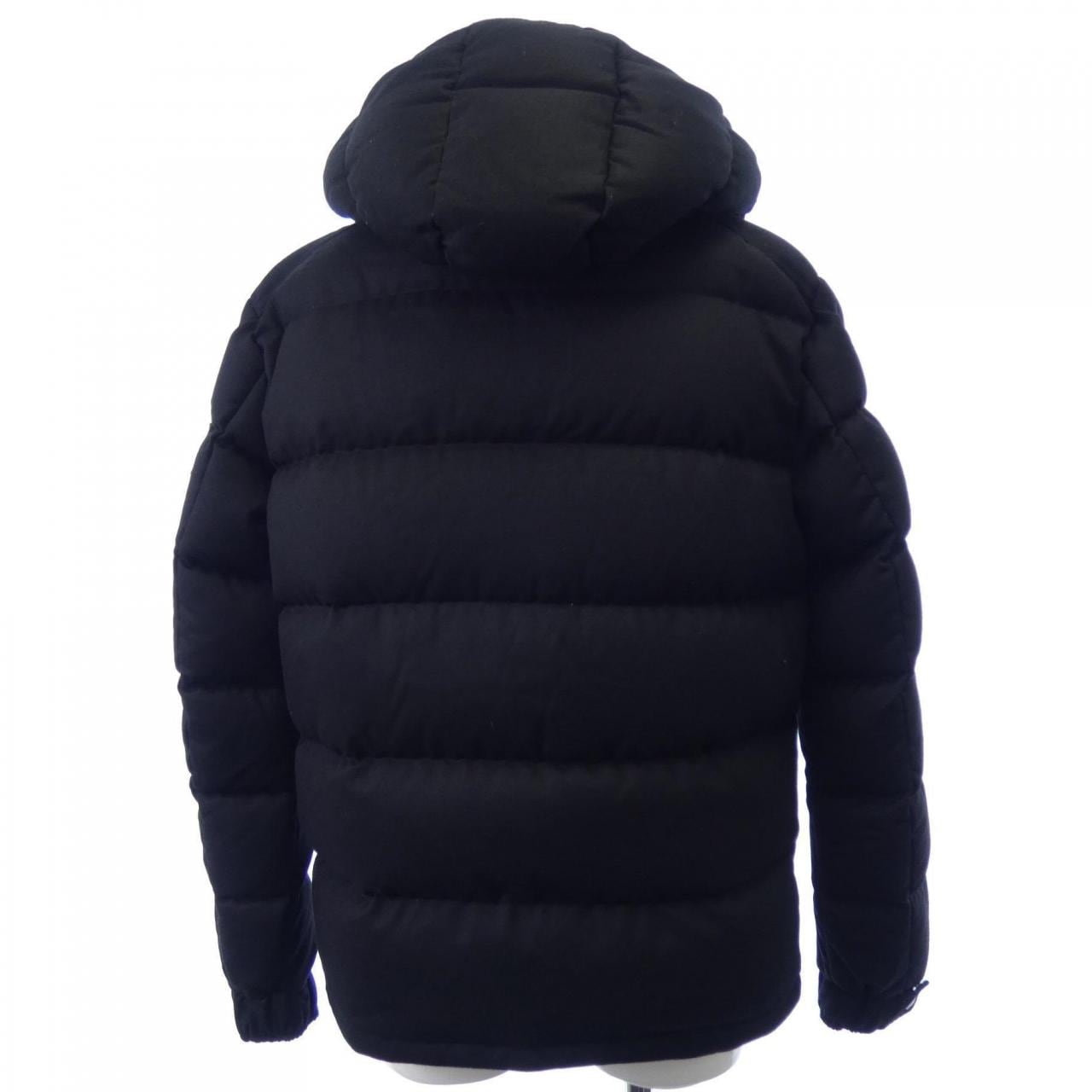 モンクレール MONCLER ダウンジャケット