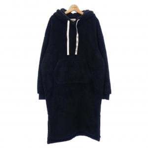 アグ UGG ワンピース