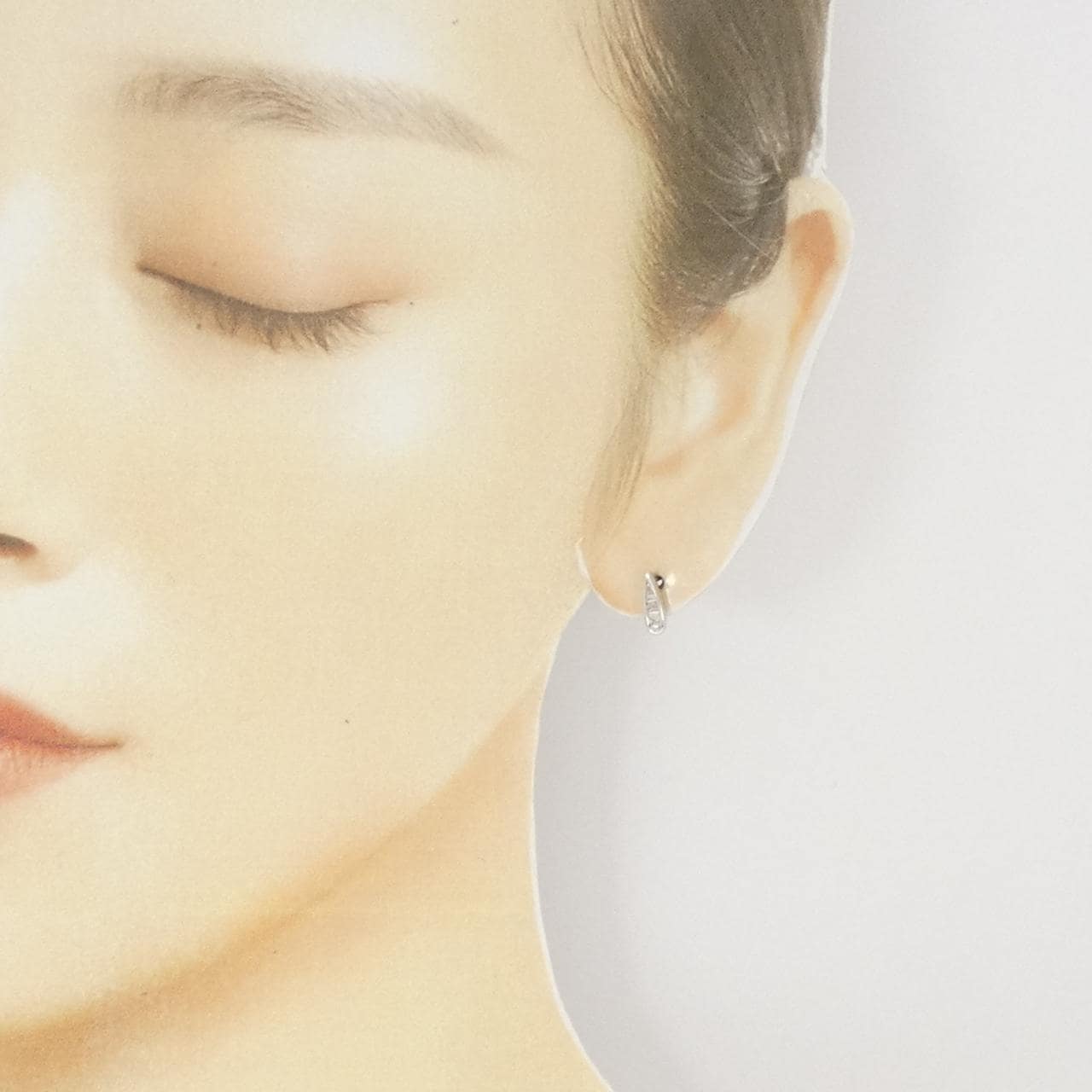 K18WG ダイヤモンド ピアス 0.14CT