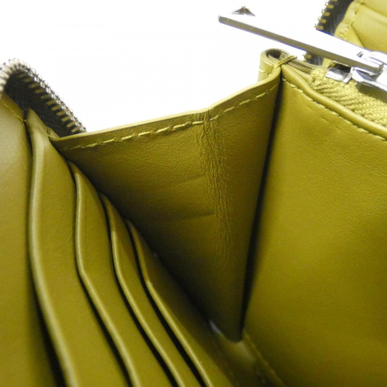 ボッテガヴェネタ 814649 VBWD5 財布