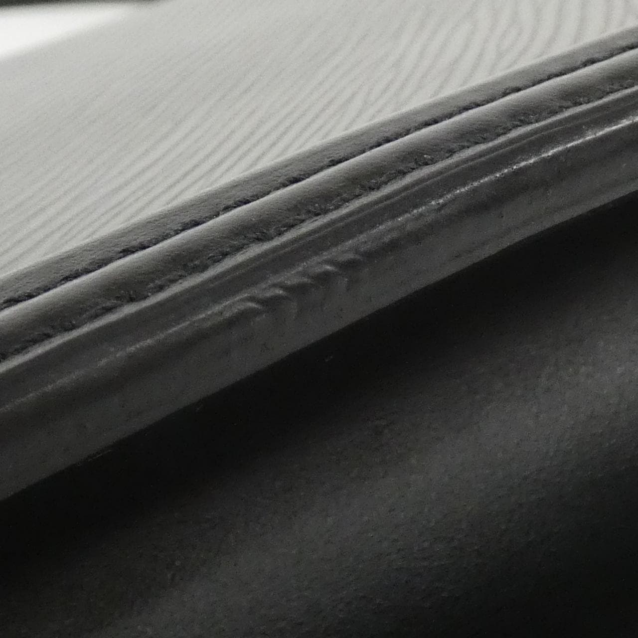 ルイヴィトン エピ ドーフィーヌ MM M56141 ショルダーバッグ