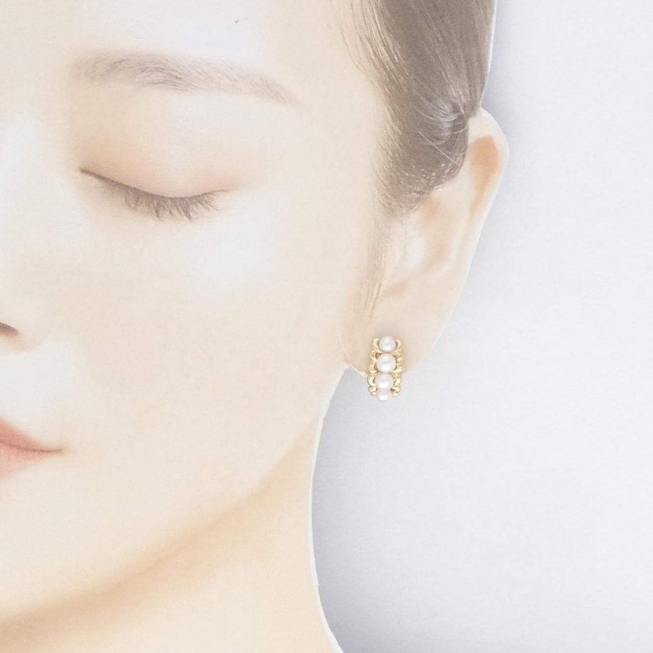 Tasaki freshwater pearl earrings