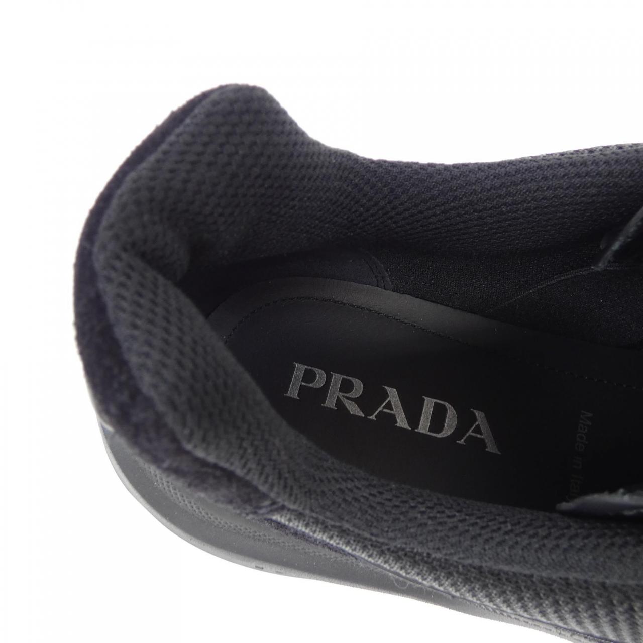 プラダ PRADA スニーカー