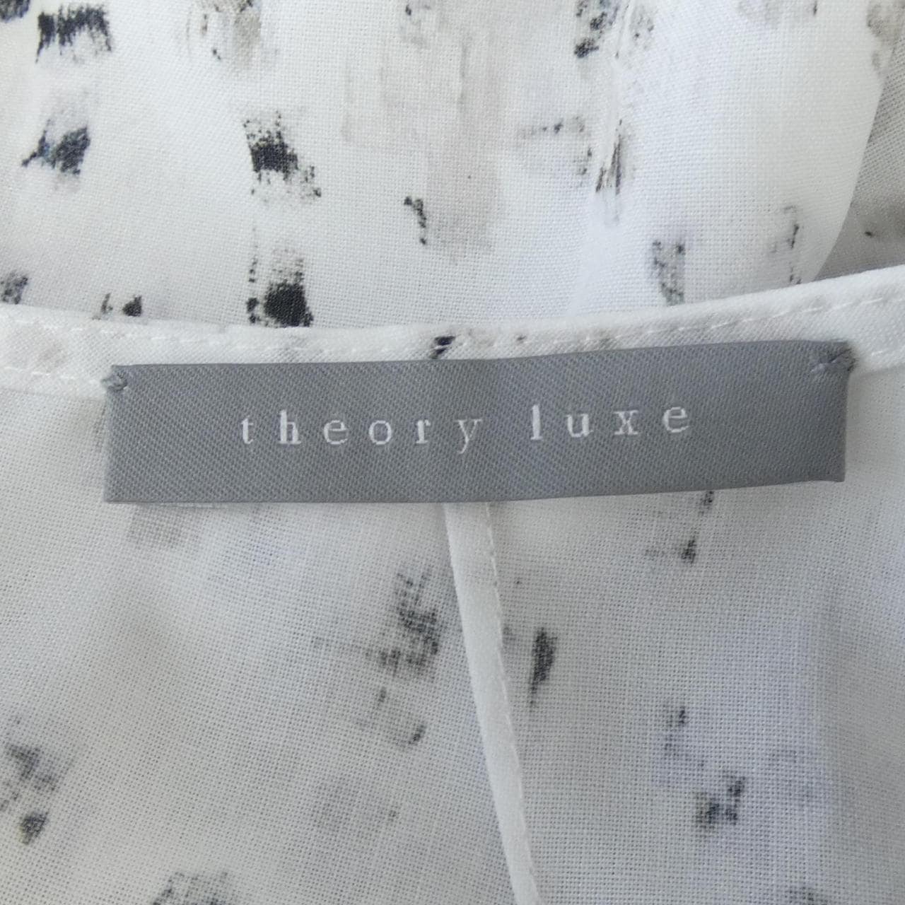 セオリーリュクス Theory luxe トップス