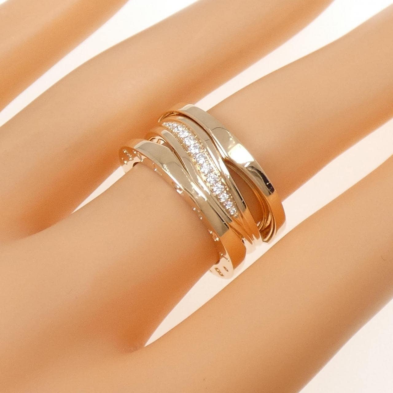 BVLGARI B.zero1 设计传奇戒指