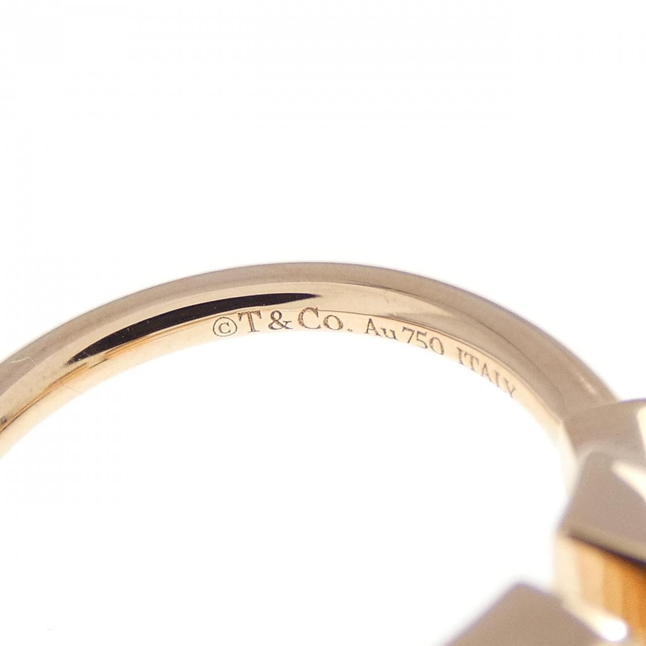 TIFFANY T wire ring