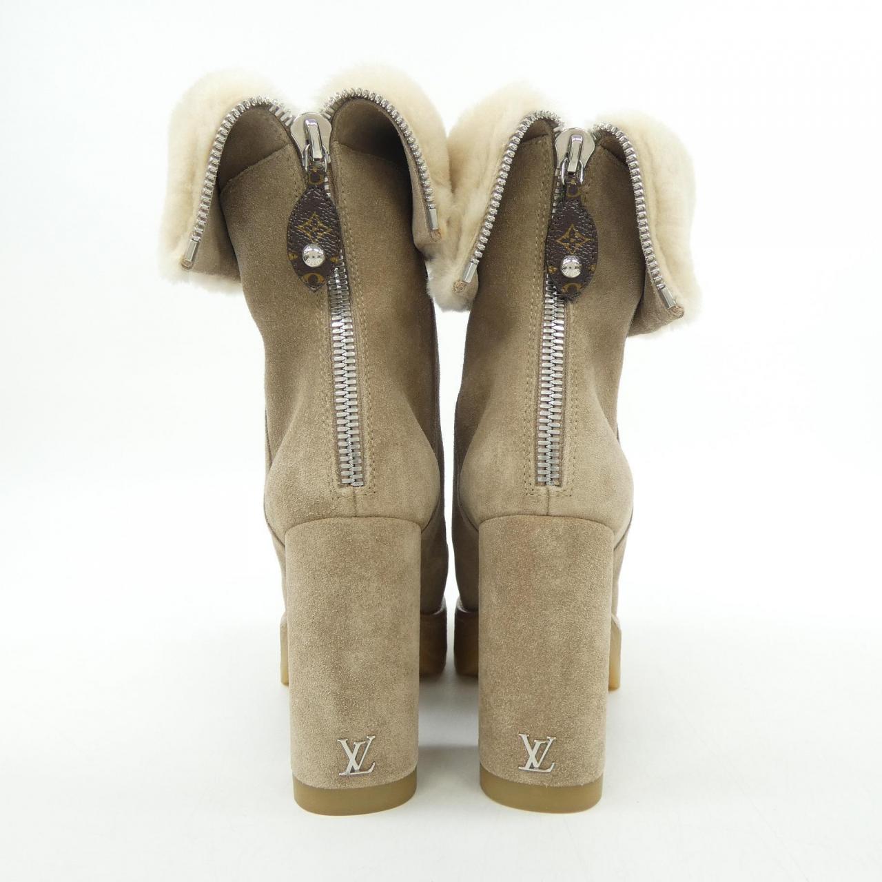 ルイヴィトン LOUIS VUITTON LVボブールライン ブーツ