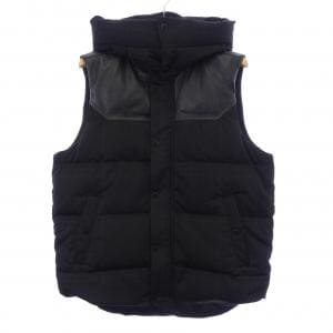 ウノピゥウノウグァーレトレリラックス 1PIU1UGUALE3 RELAX USO-25100 ダウンベスト