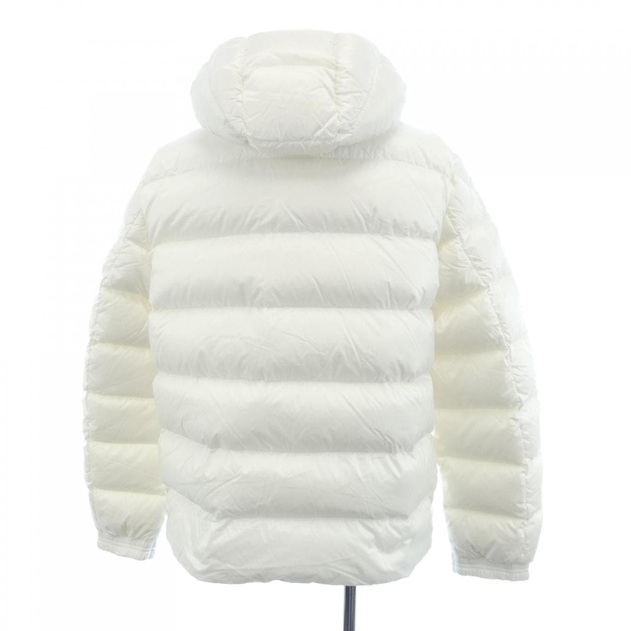 モンクレール MONCLER ダウンジャケット