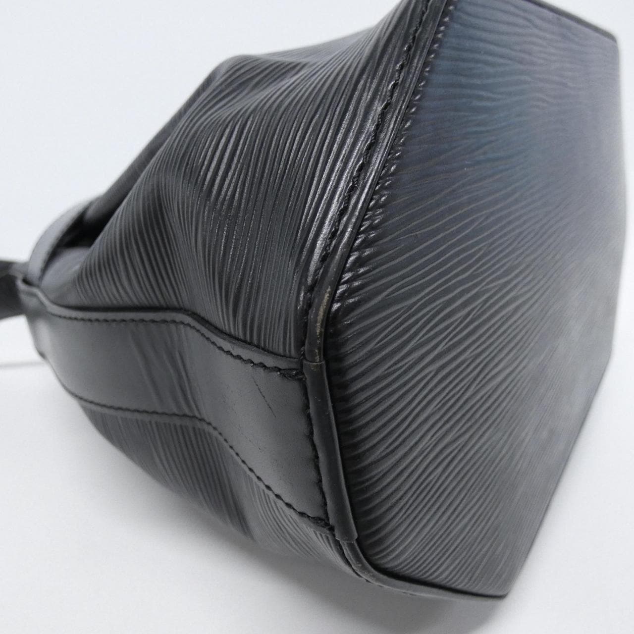 ルイヴィトン エピ サック デ ポール 27cm M80202 ショルダーバッグ