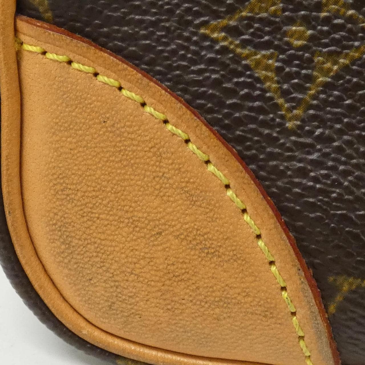 ルイヴィトン モノグラム アマゾン M45236 ショルダーバッグ