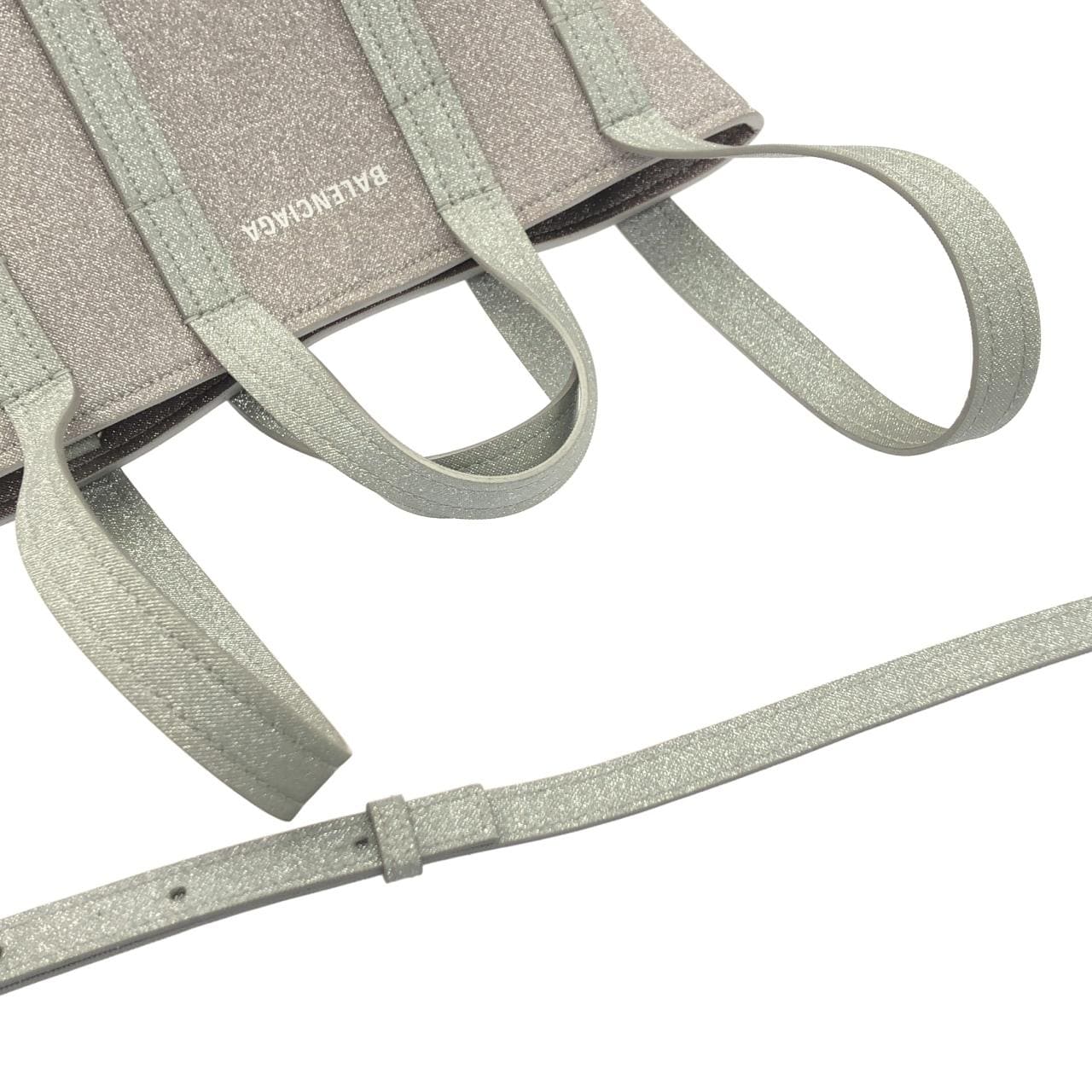 バレンシアガ エブリデイ XS ノース サウス トート 672793 210IH バッグ