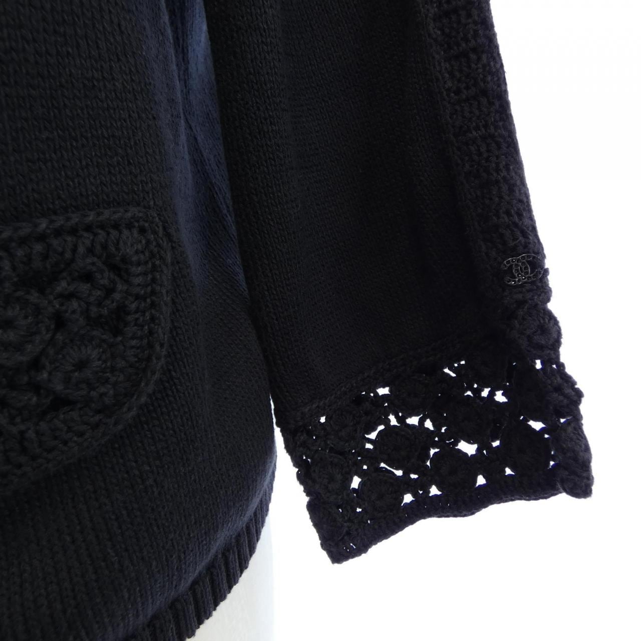 【ヴィンテージ】シャネル CHANEL P28071K00042 06P カーディガン