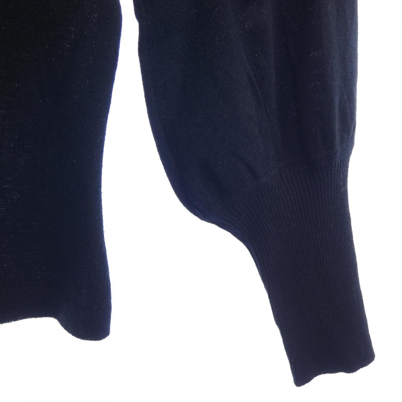 シャネル CHANEL P34266K00911 08A ニット