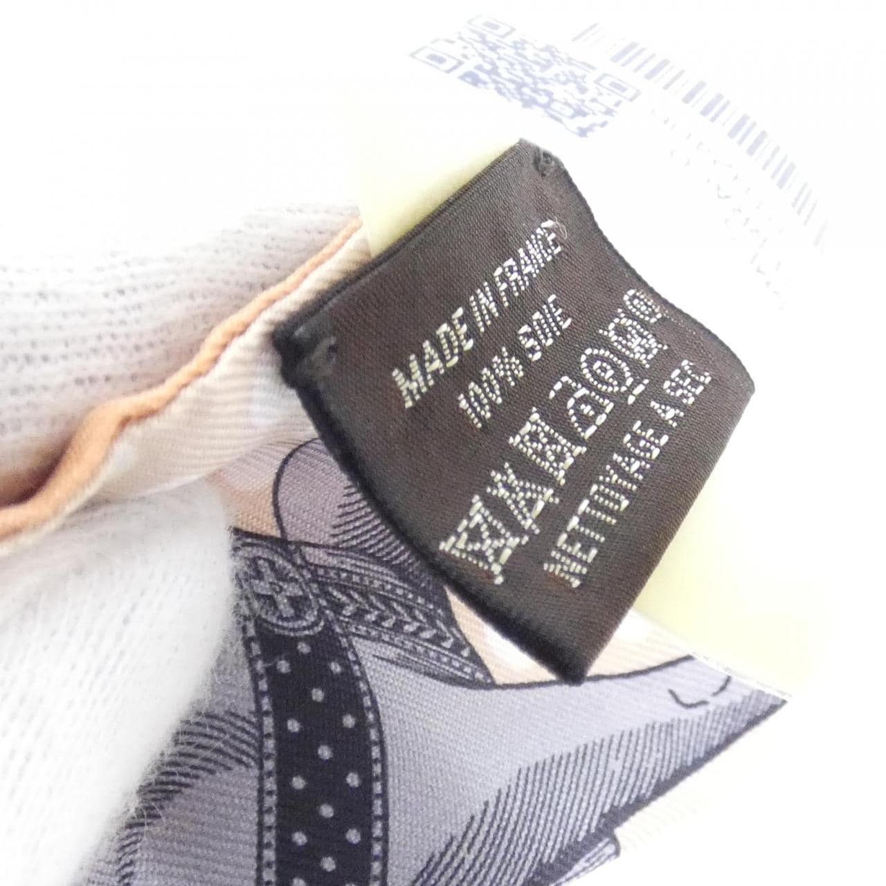 【未使用品】エルメス CAVALIER EN FORMES ツイリー 064008S スカーフ