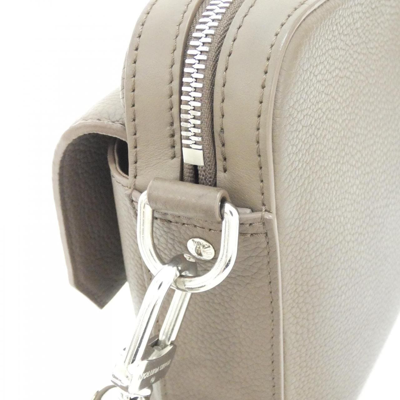 ルイヴィトン LVアエログラム ファストライン メッセンジャー M11626 ショルダーバッグ